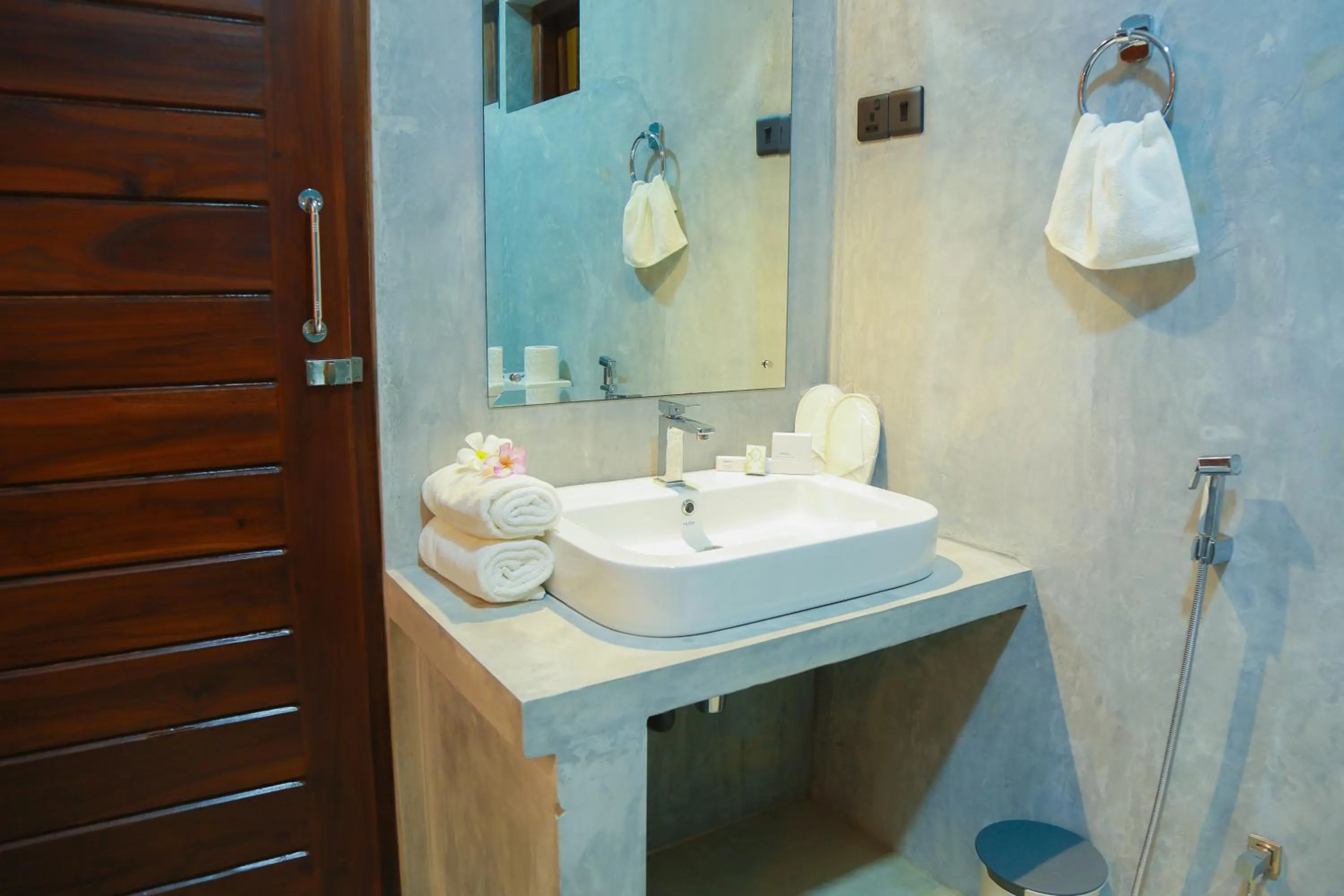 Bathroom in Ali Weta Safari Resort