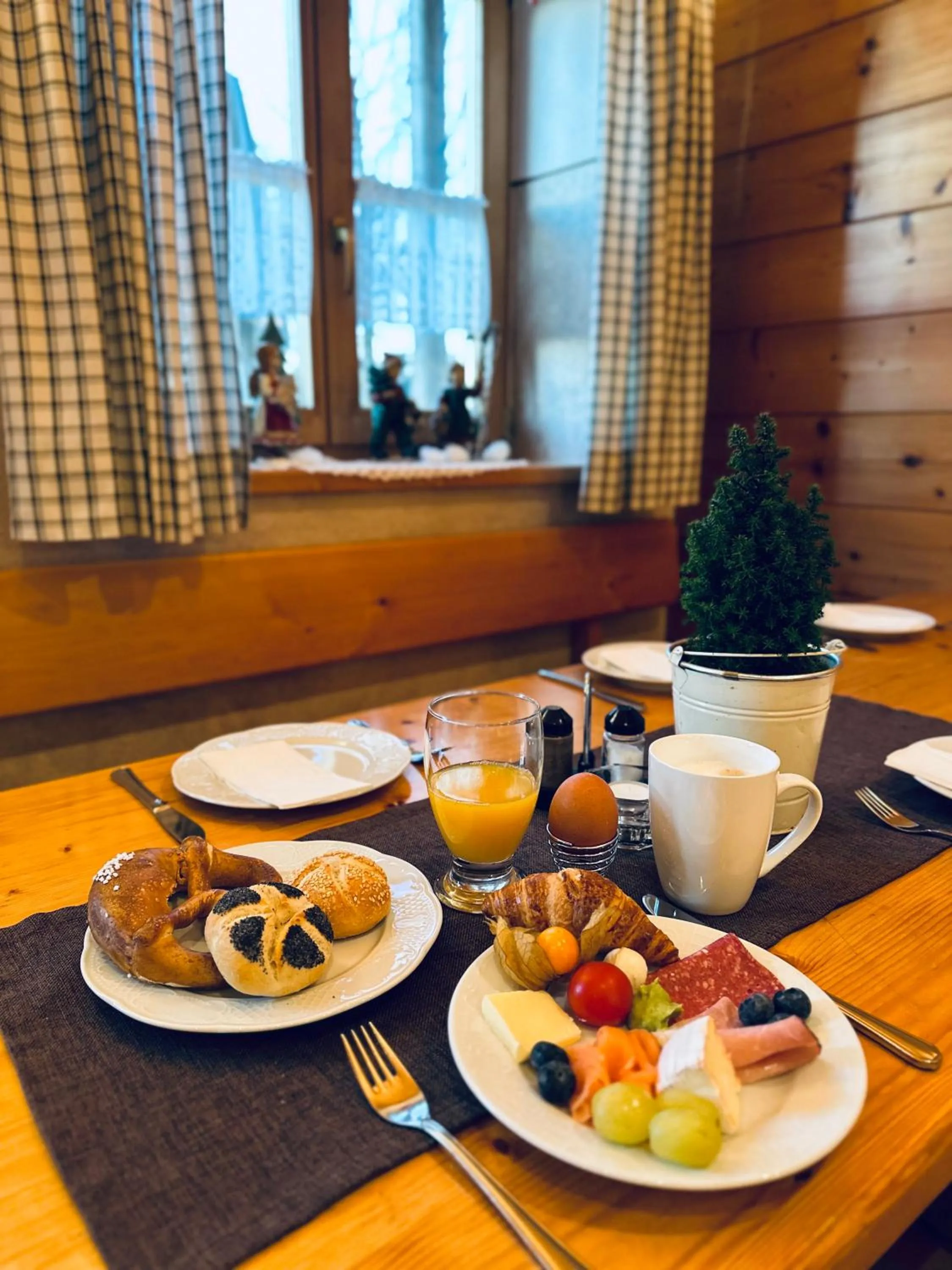 Breakfast in Beim Huber in Linden