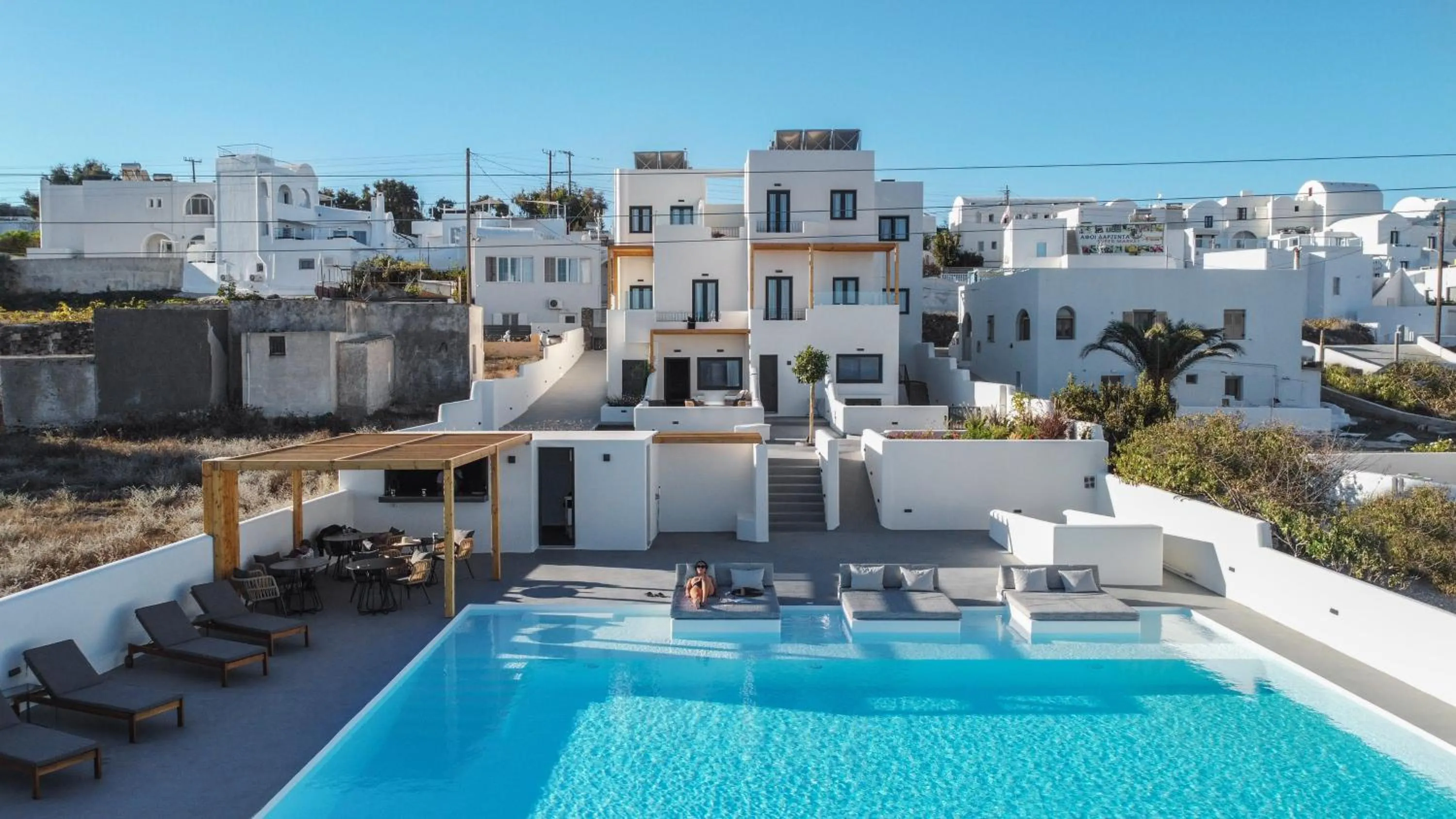 Property building in North Wind Luxury Suites