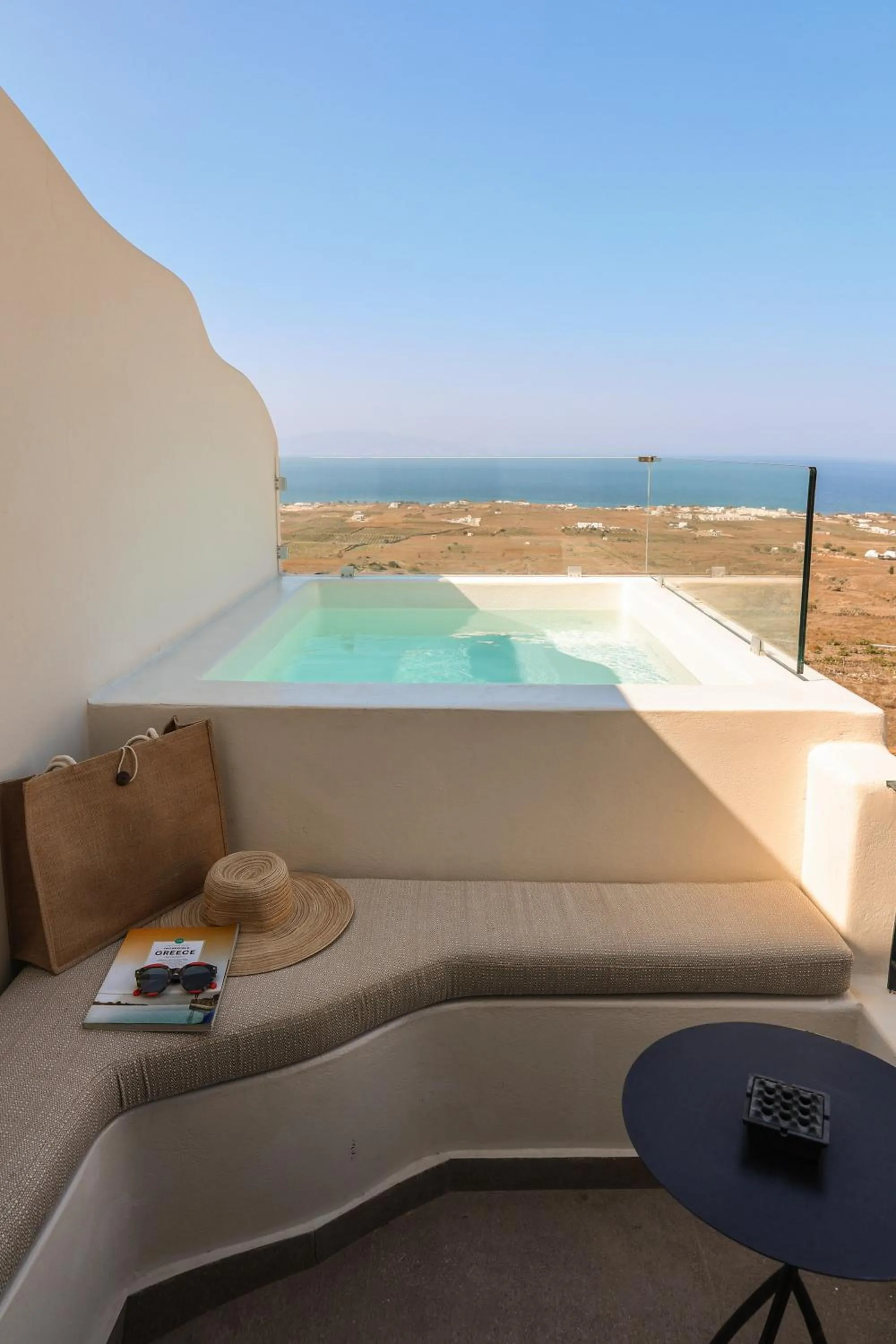 Hot Tub in North Wind Luxury Suites