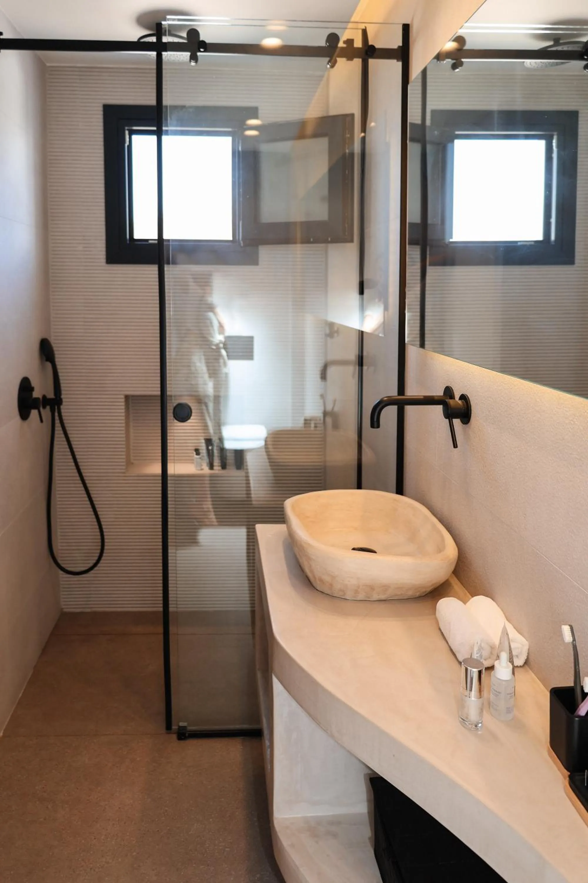 Bathroom in North Wind Luxury Suites