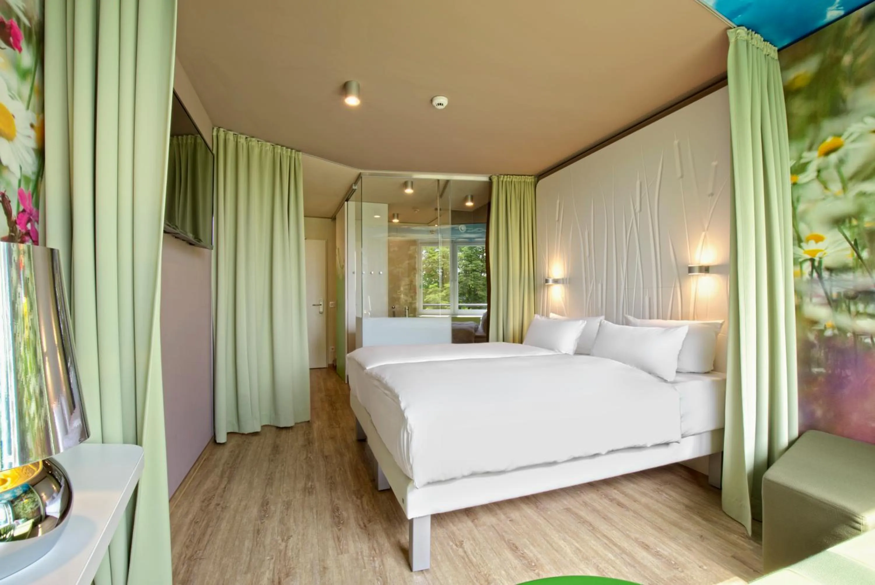 Photo of the whole room, Bed in aja Bad Saarow