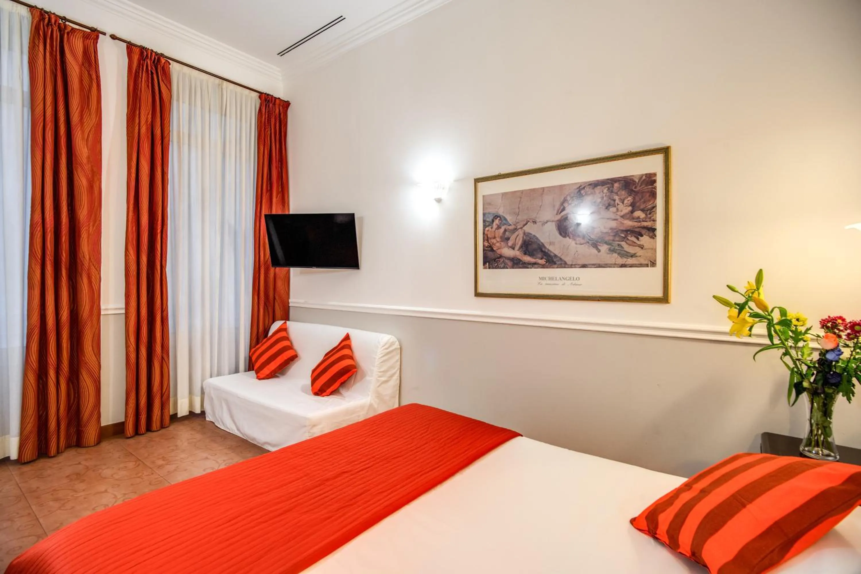 Photo of the whole room, Bed in Hotel Everest Inn Rome