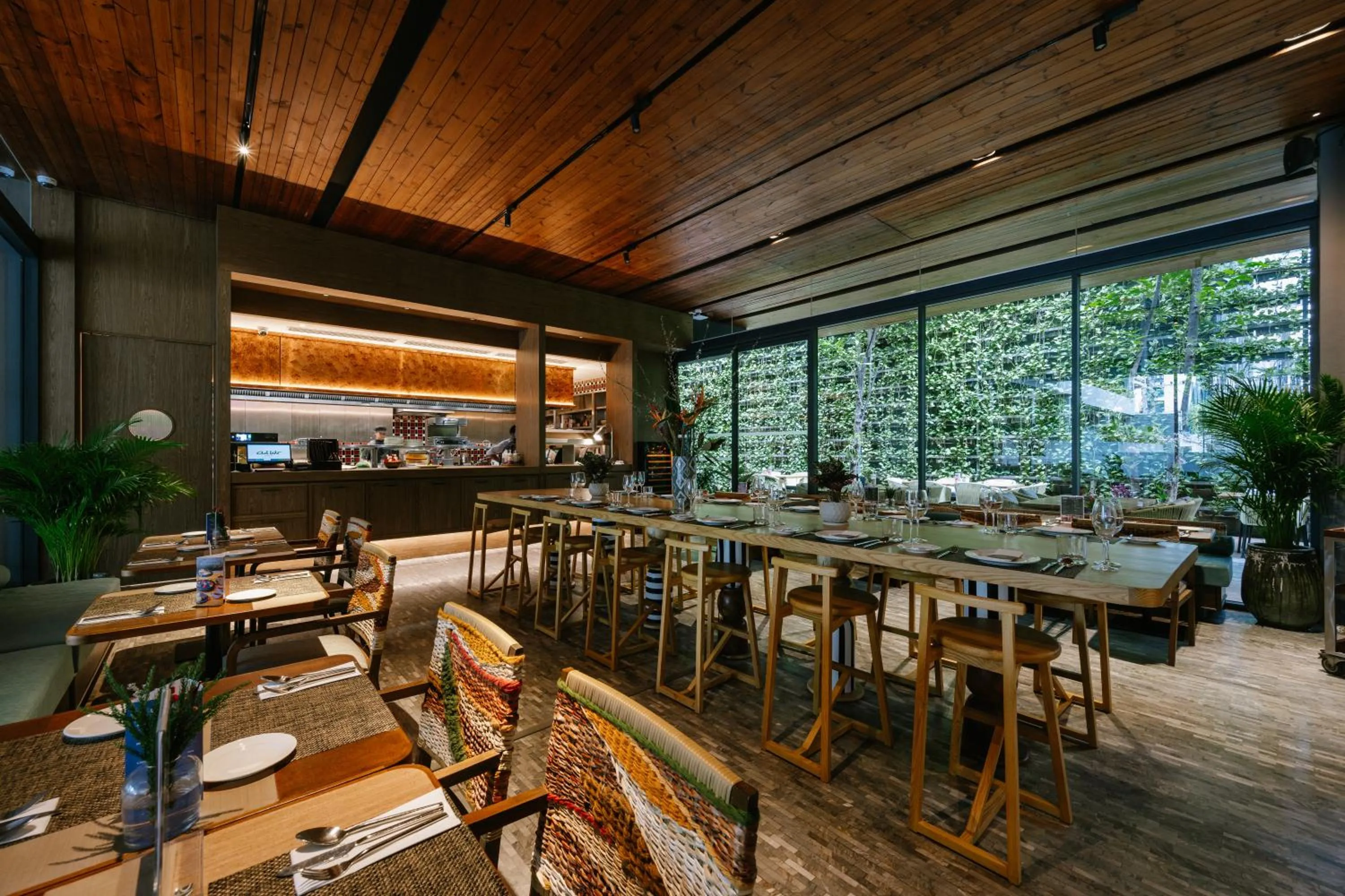 Restaurant/places to eat in Ad Lib Hotel Bangkok