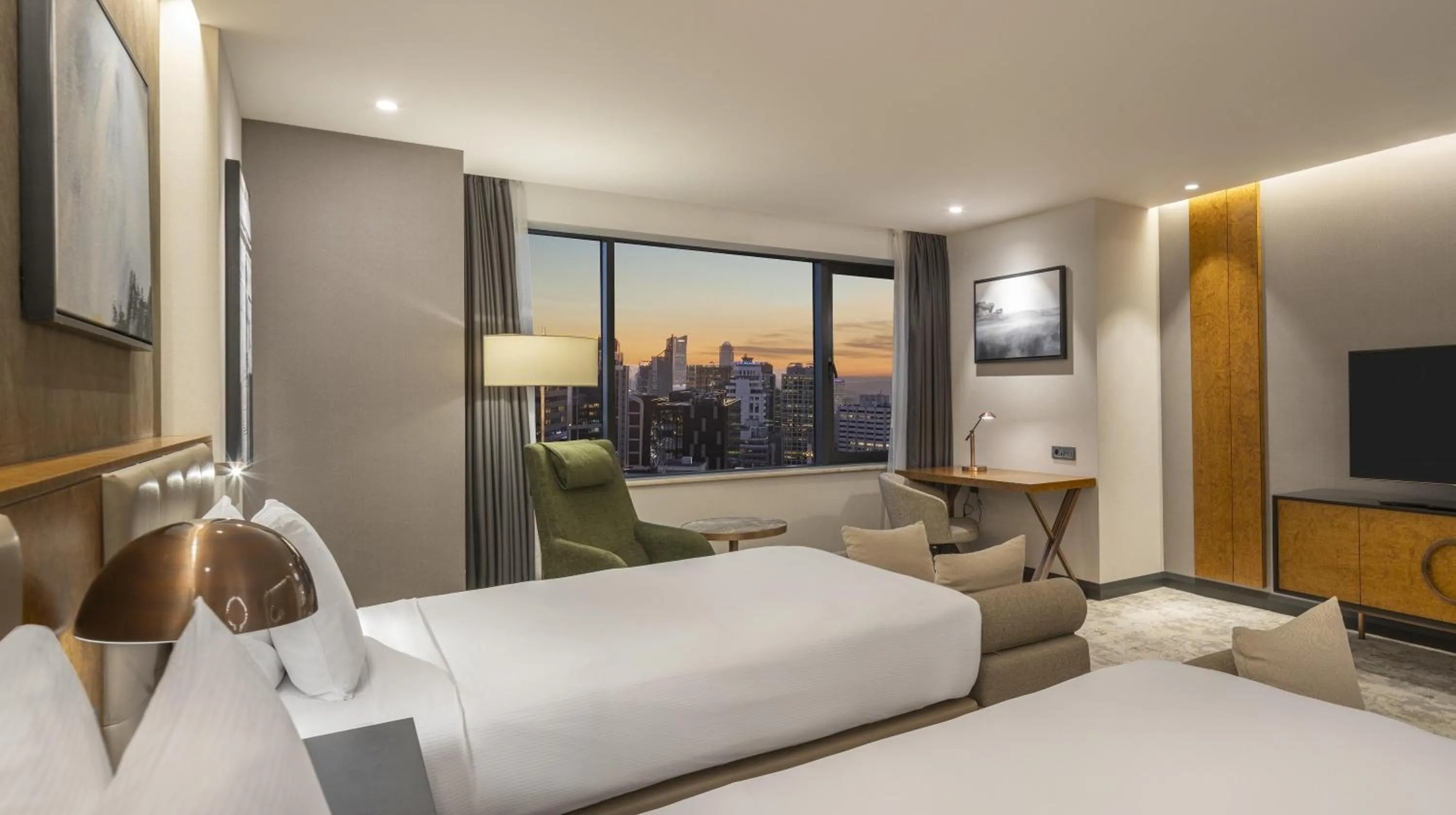 Bedroom, Bed in Hilton Istanbul Maslak