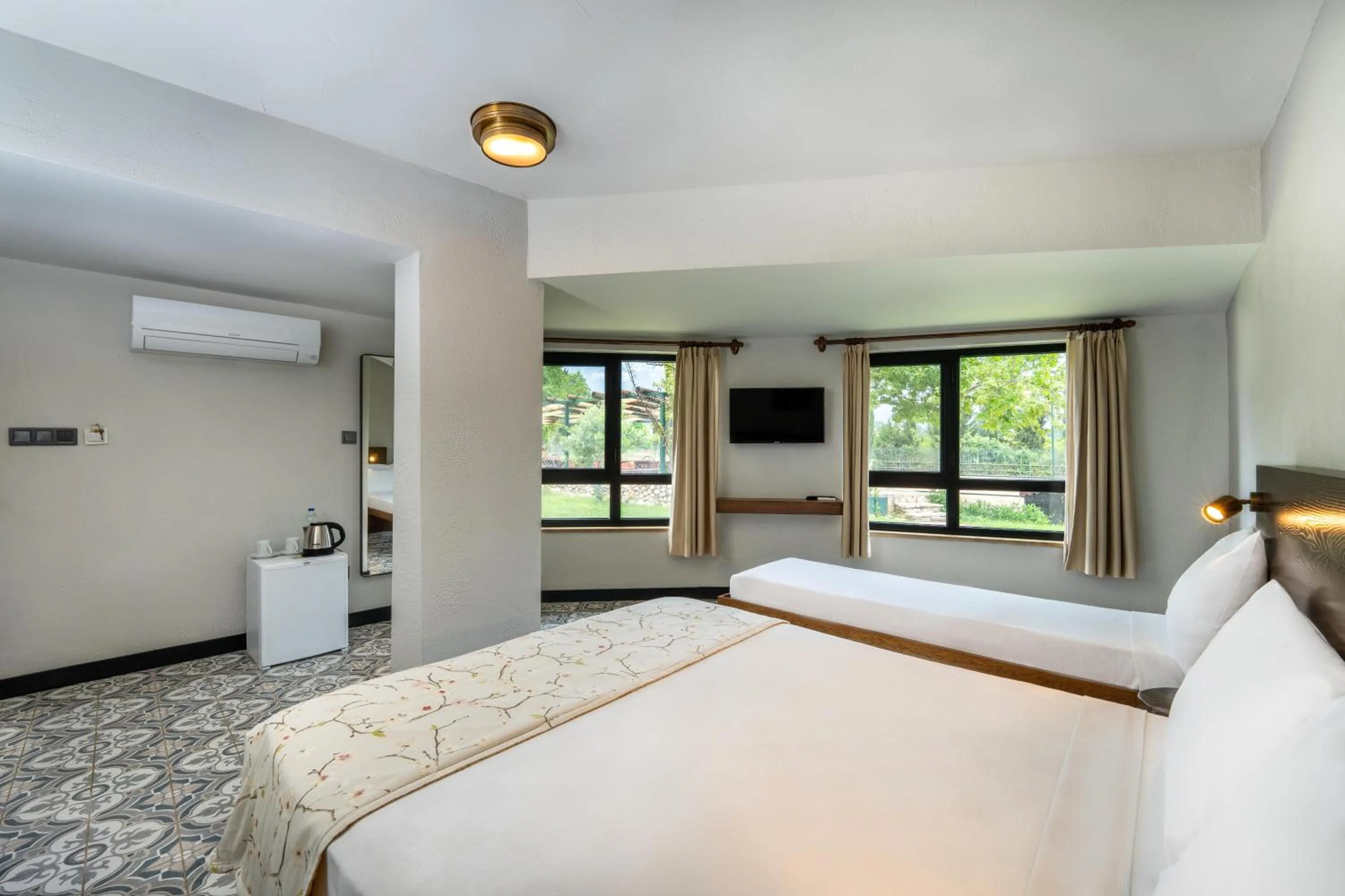 Photo of the whole room in Hotel Berke Ranch&Nature