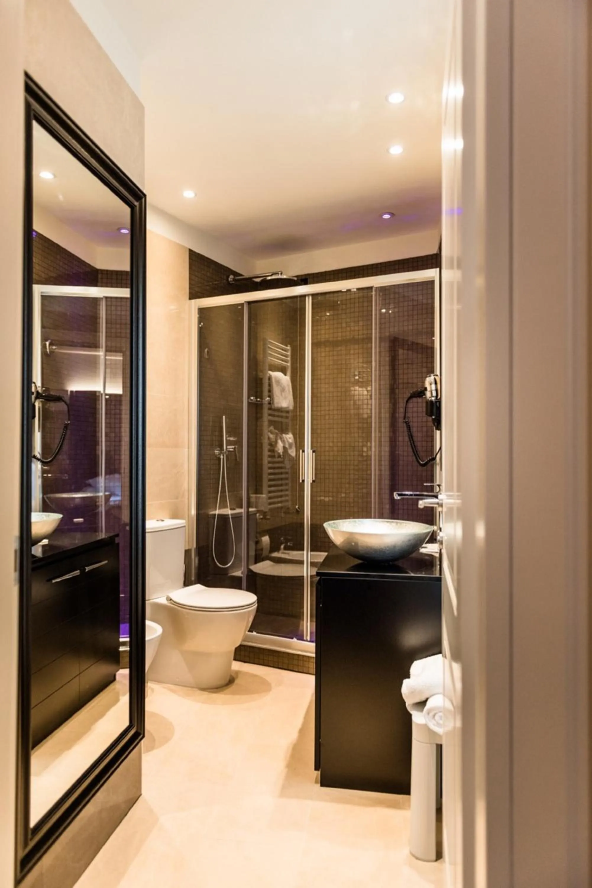 Bathroom in Verona House Aparthotel