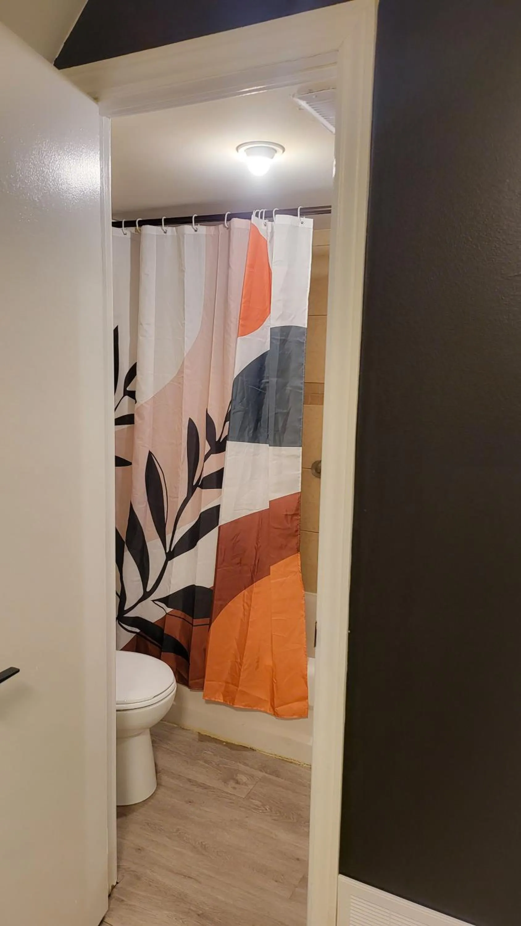 JstLikeHome - Old Ottawa Suite & Guesthouse