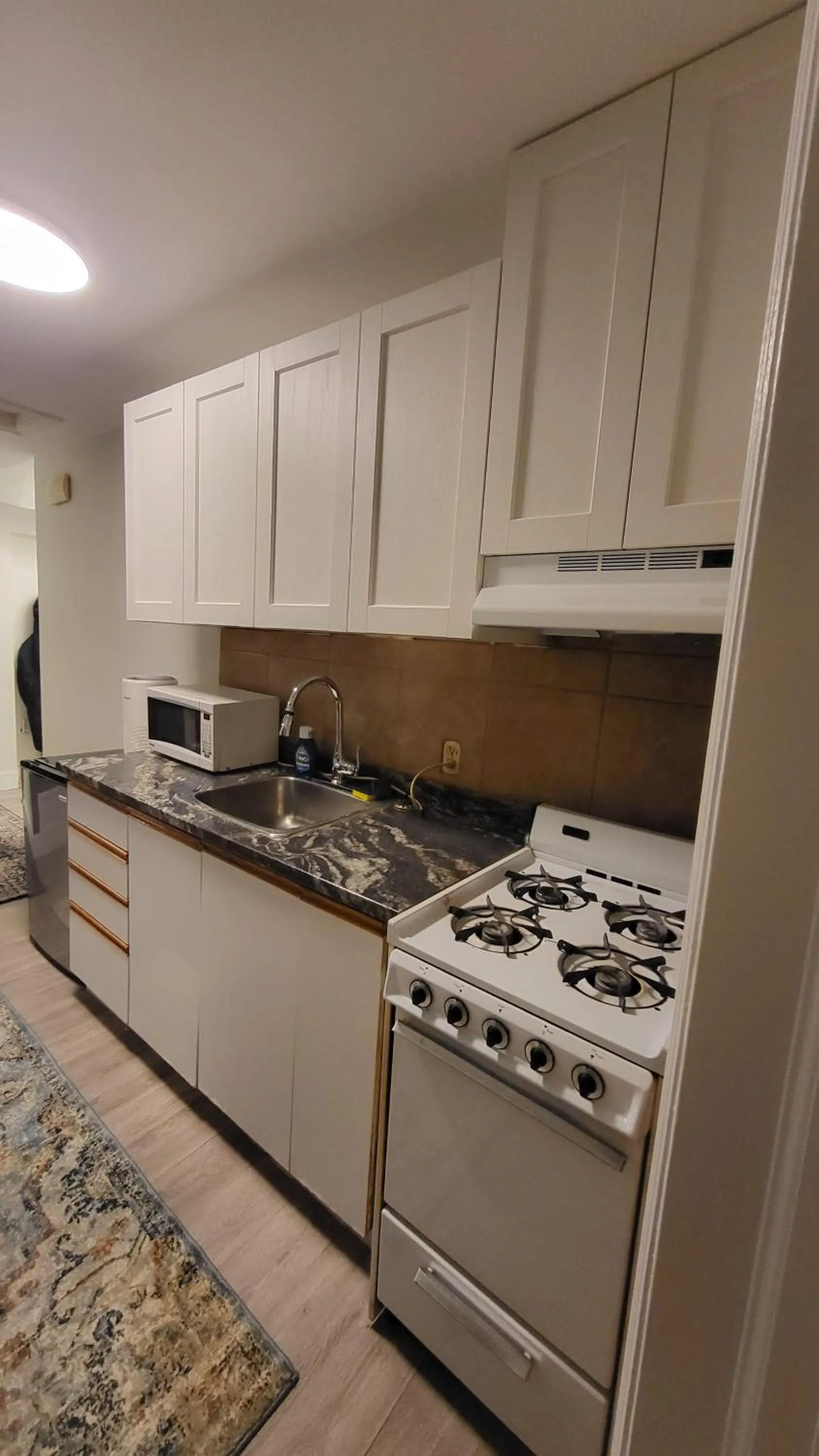 JstLikeHome - Old Ottawa Suite & Guesthouse