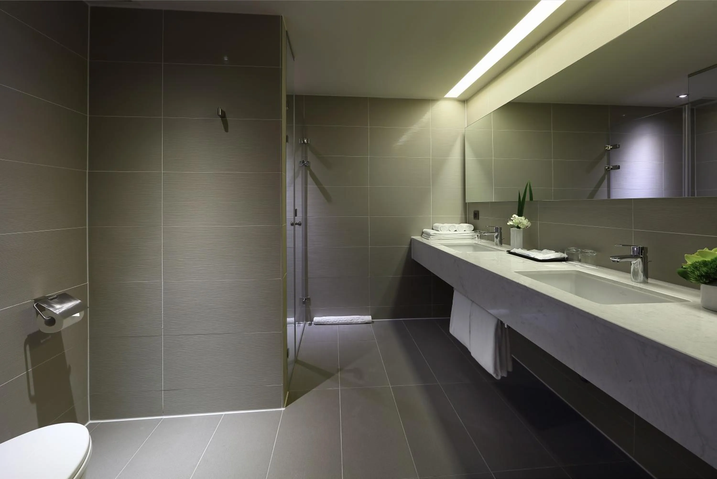 Bathroom in Just Sleep Kaohsiung Zhongzheng