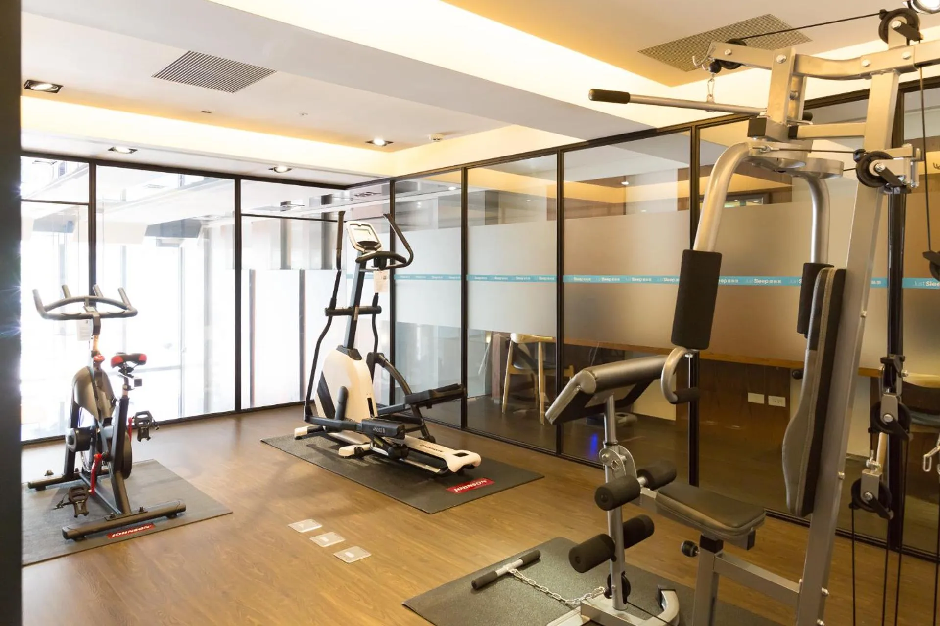 Fitness centre/facilities in Just Sleep Kaohsiung Zhongzheng