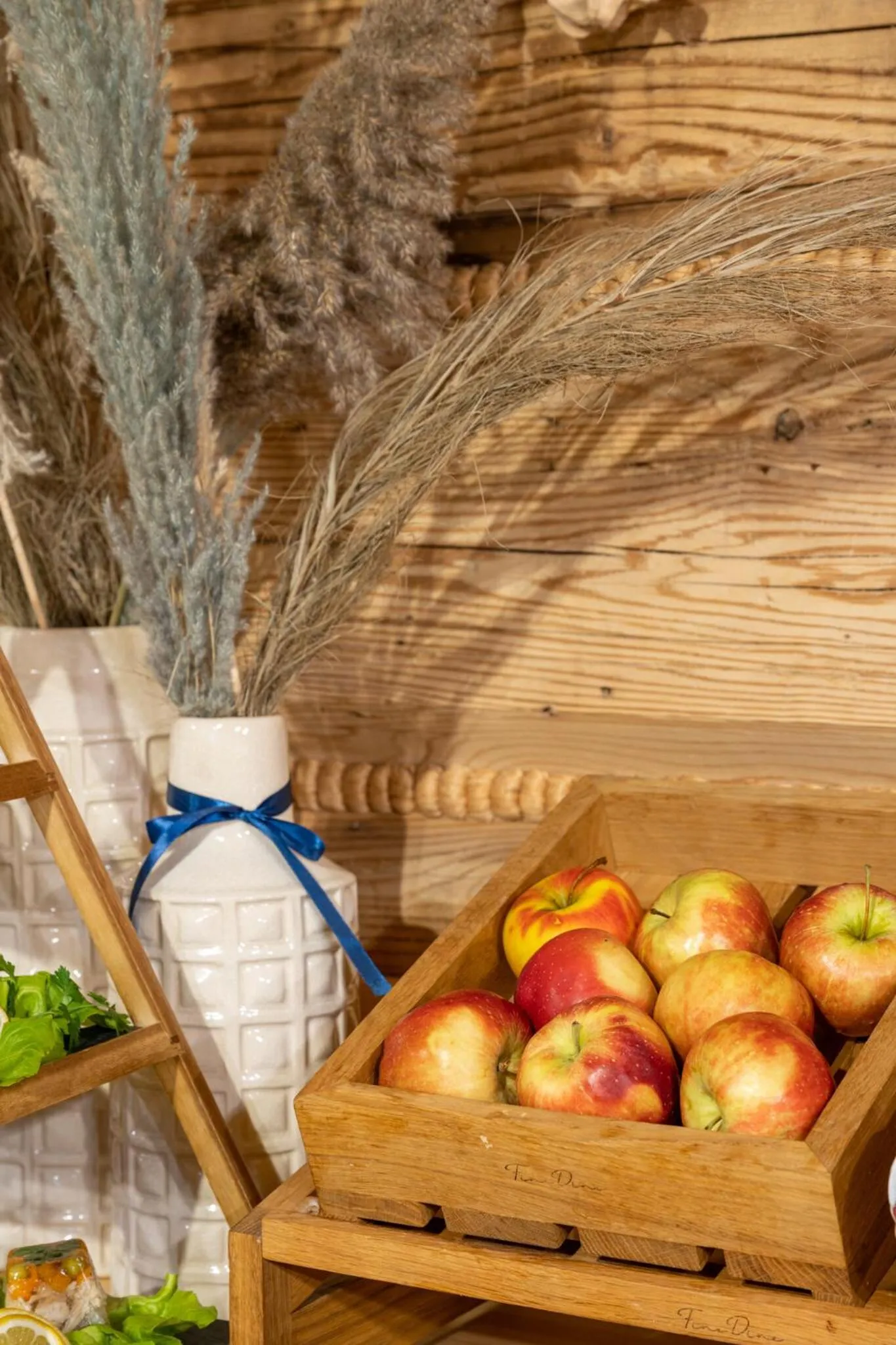 Buffet breakfast in Willa Bór