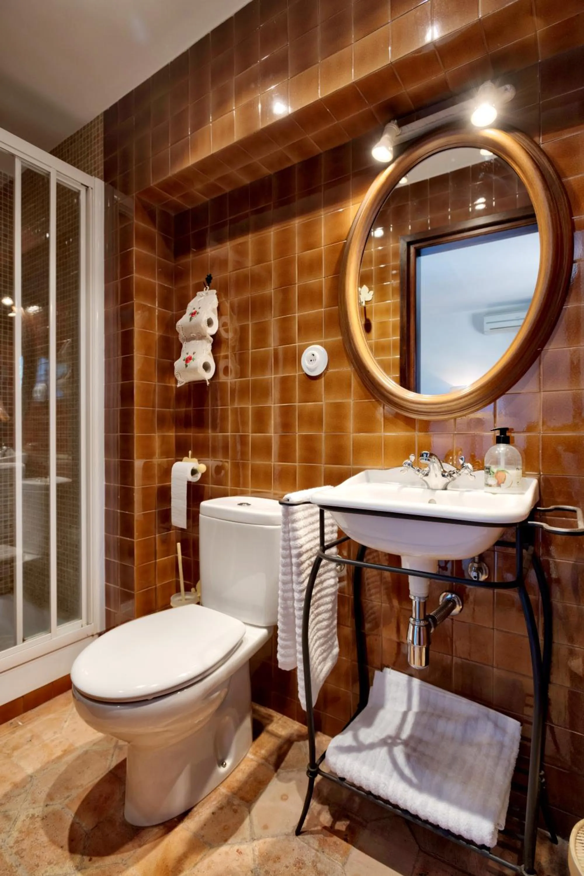 Bathroom in La Mer Hotel