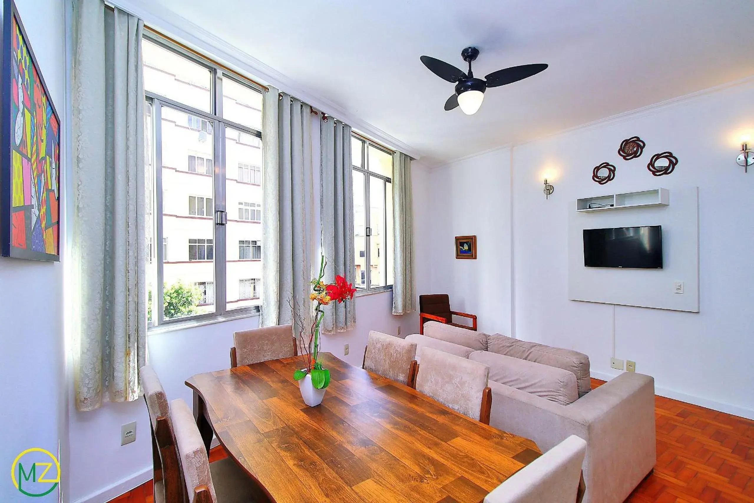 Sala e 2 quartos ECONÔMICO em Copacabana Sala e 2 quartos ECONÔMICO em Copacabana