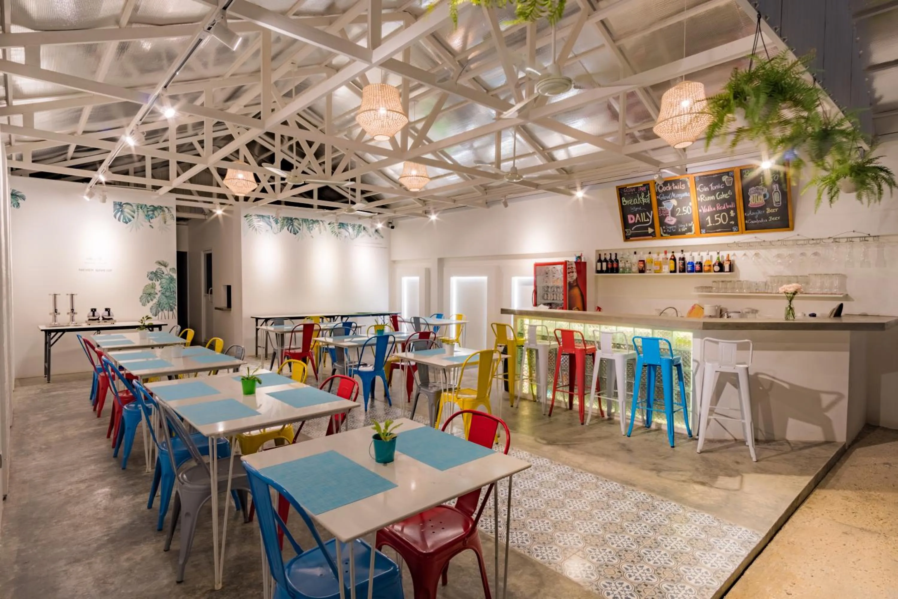 Restaurant/places to eat in Glow Inn Siem Reap