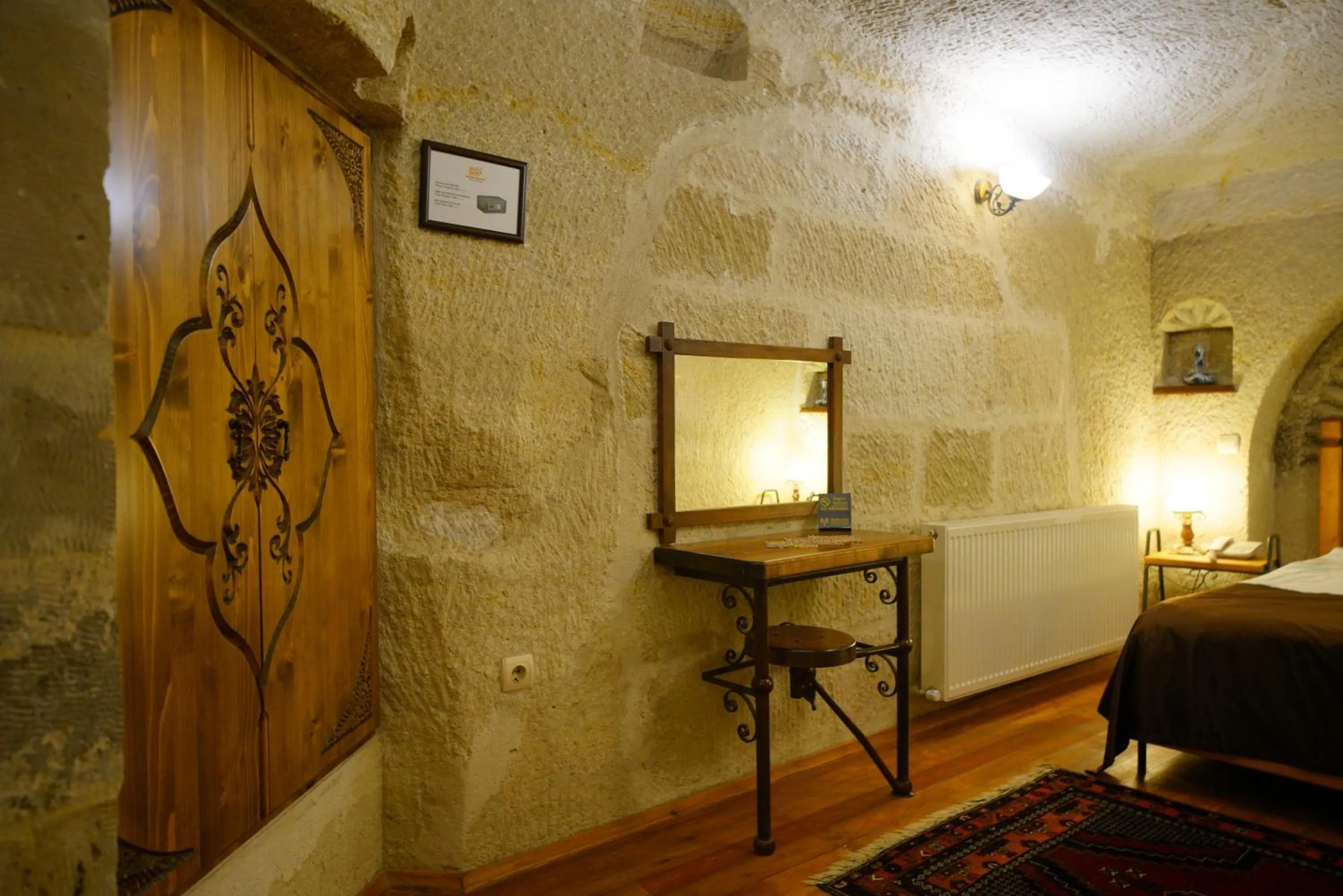 Decorative detail in Harman Cave Hotel