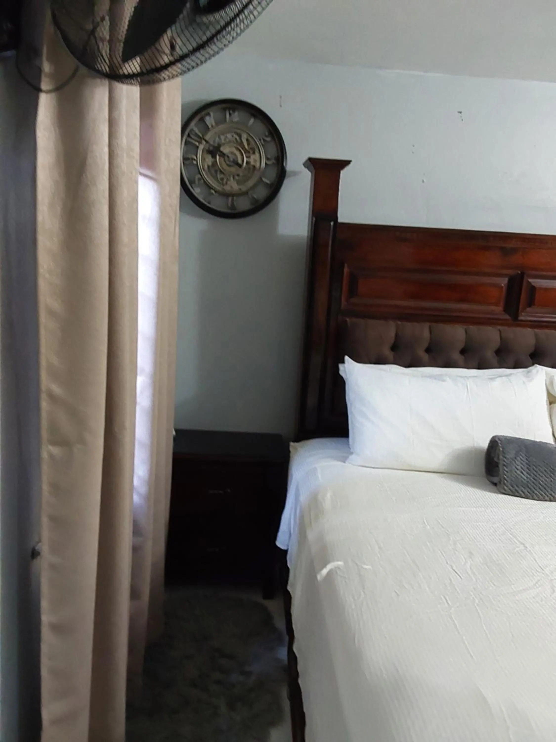 Bed in Zipcode Hideaway Guesthouse