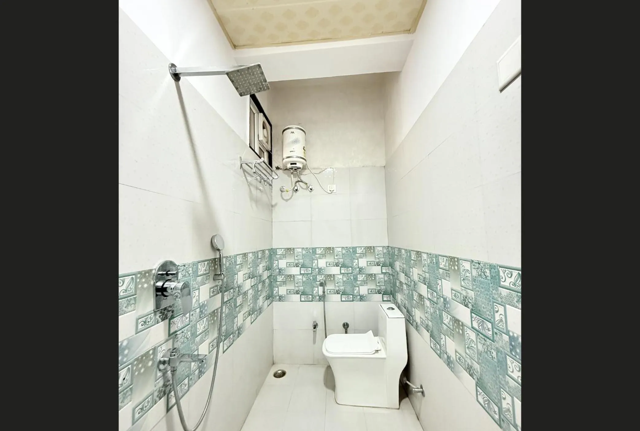 Shower in Hotel Haridas Haveli Udaipur