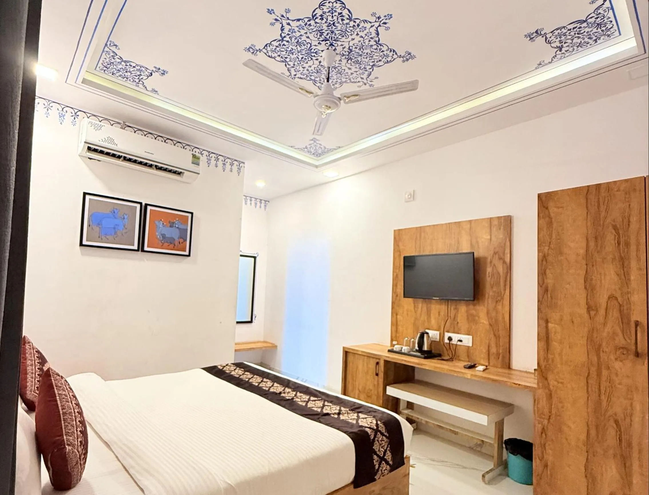 Bed in Hotel Haridas Haveli Udaipur