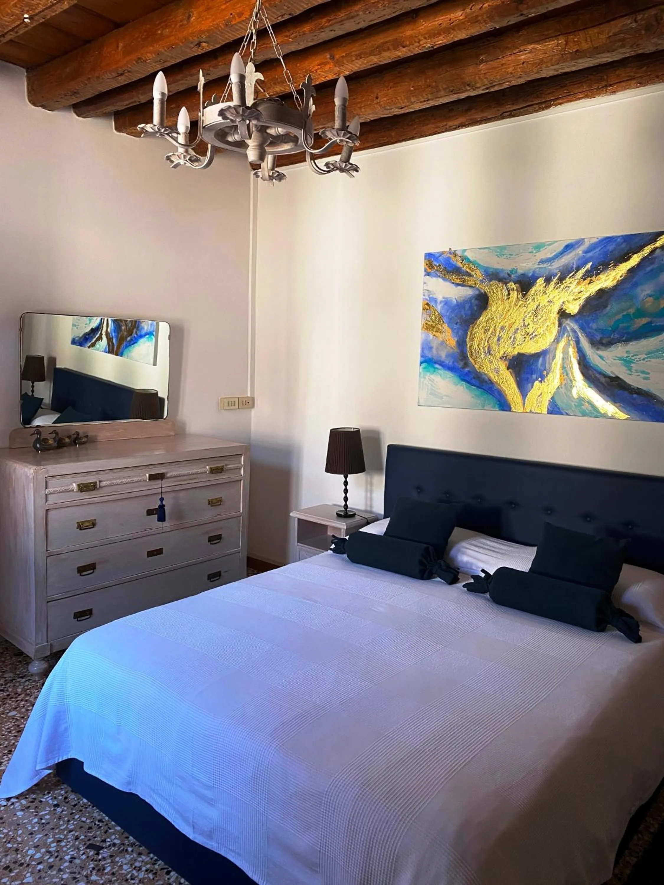 Photo of the whole room, Bed in Palazzo Strassoldo bed & breakfast