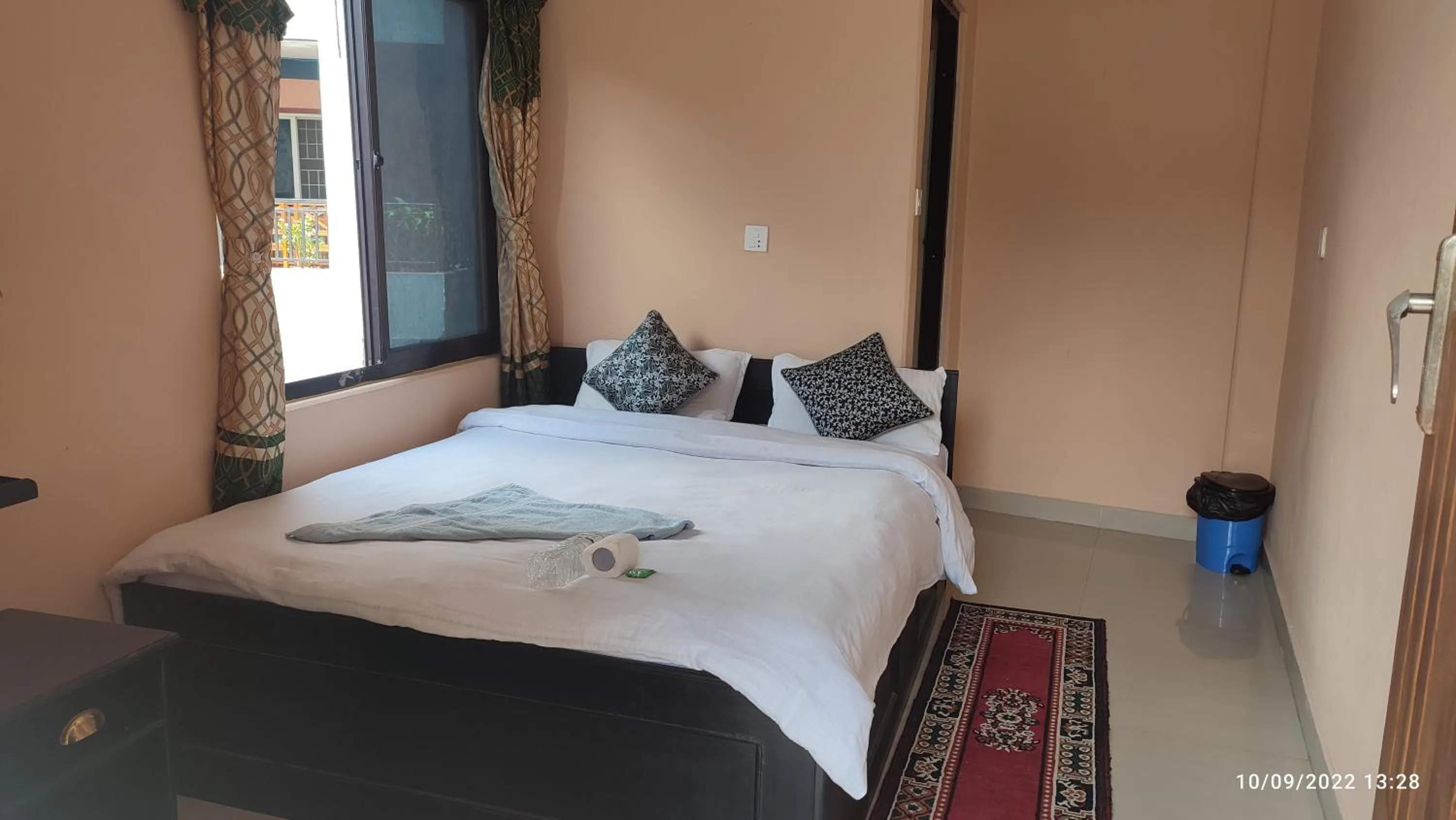 Bed in The Eagle Zone