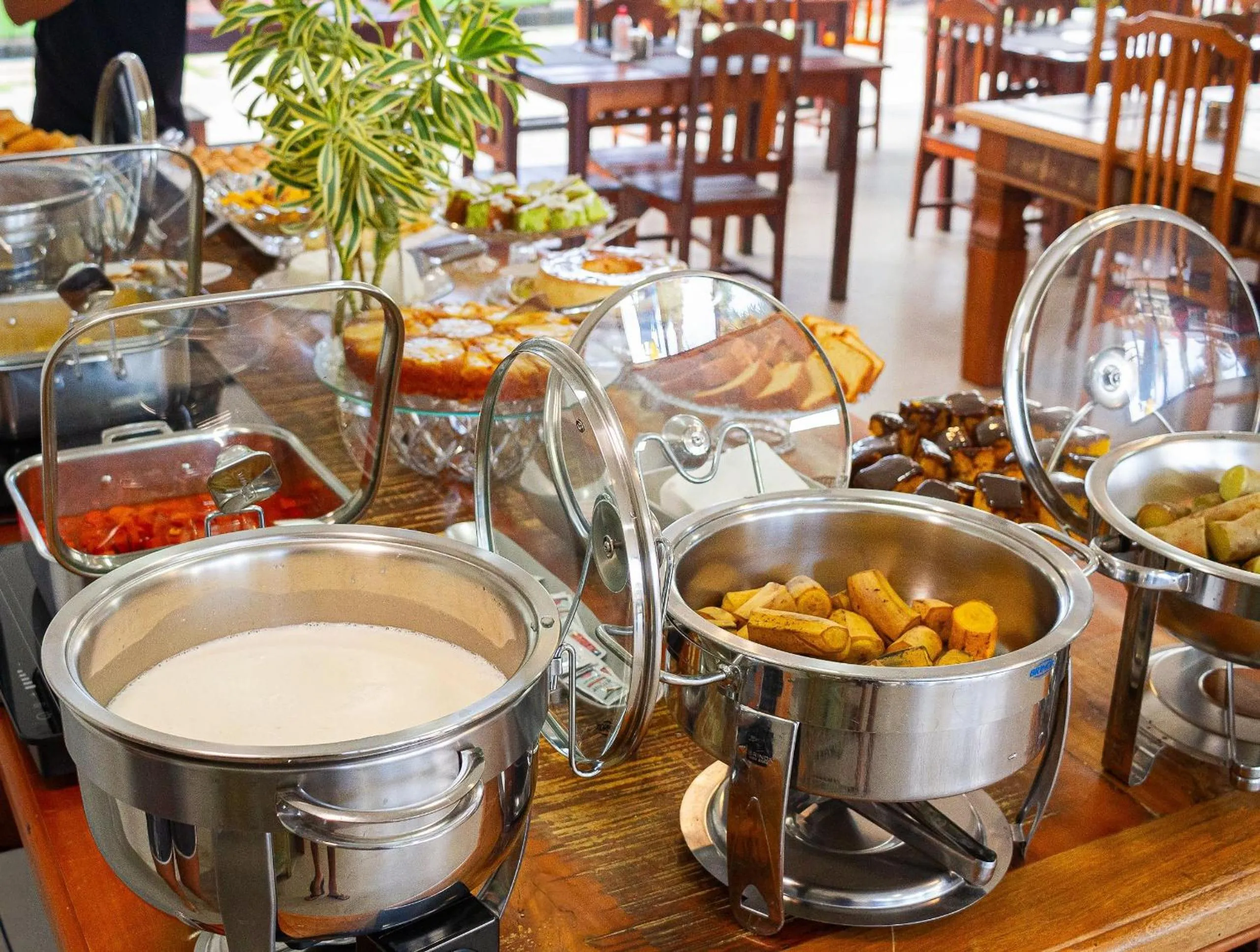 Buffet breakfast in BEIRA MAR PRAIA HOTEL - ORLA - Praia de Taperapuan