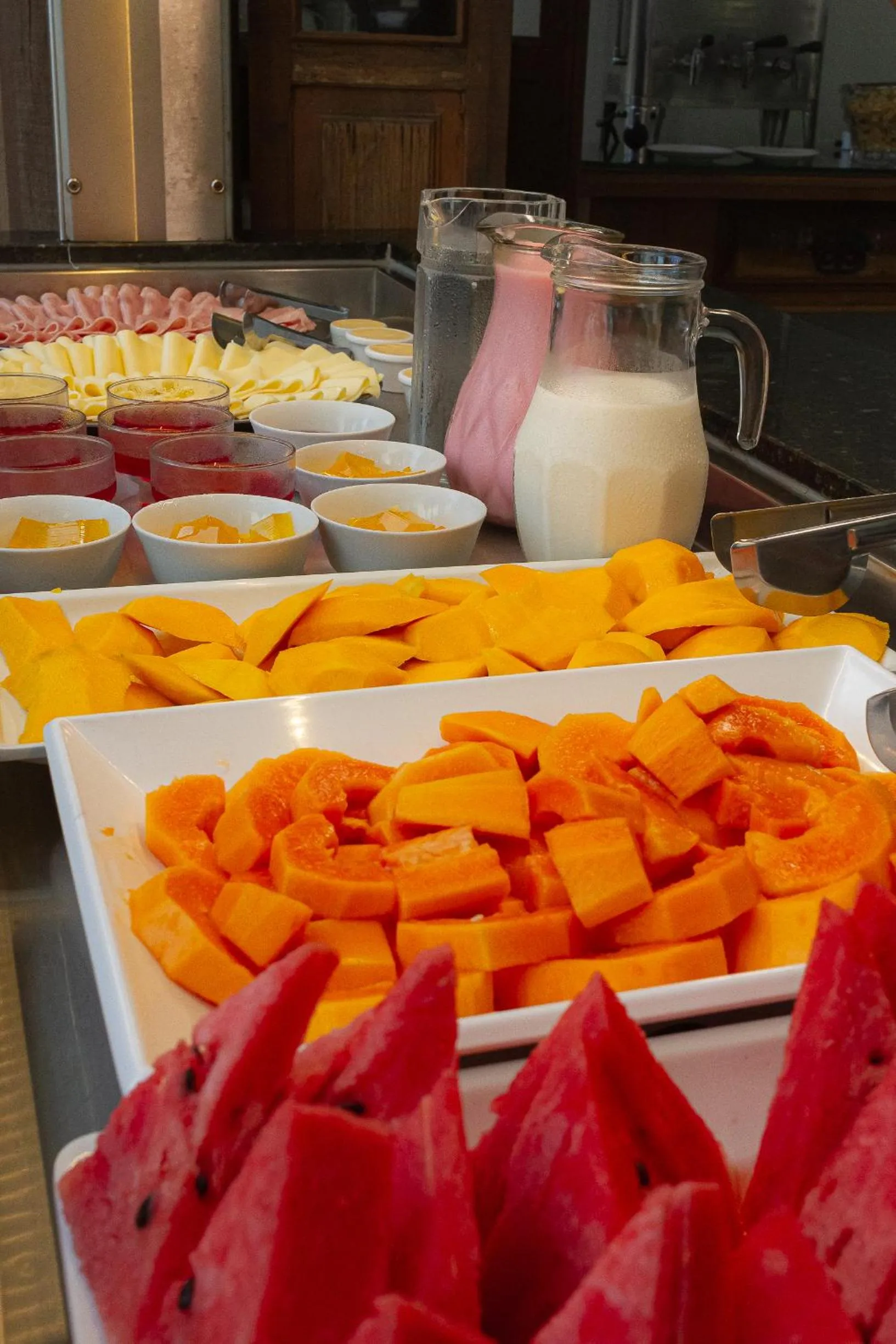 Buffet breakfast in BEIRA MAR PRAIA HOTEL - ORLA - Praia de Taperapuan