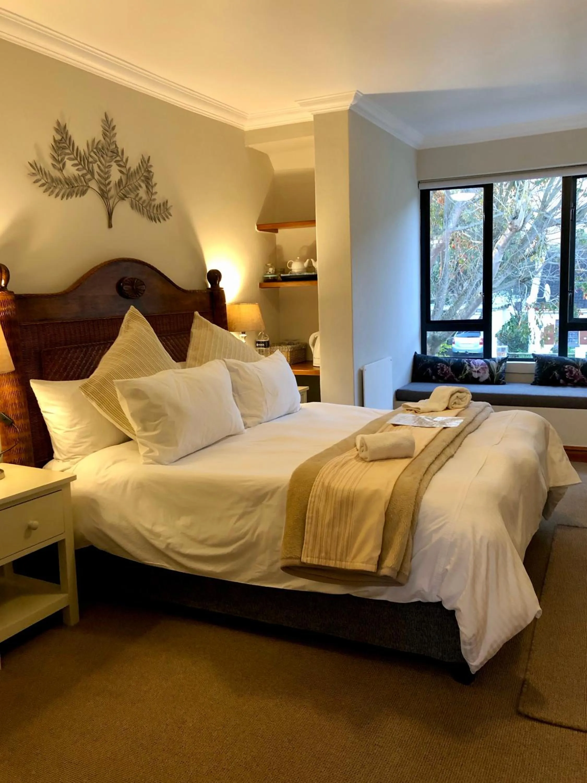 Bedroom, Bed in Pelican Lodge Guesthouse