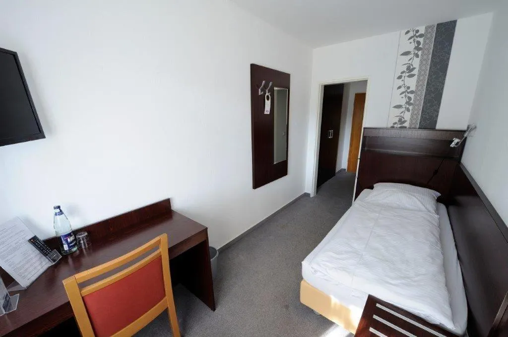 Bed in Hotel zur Post