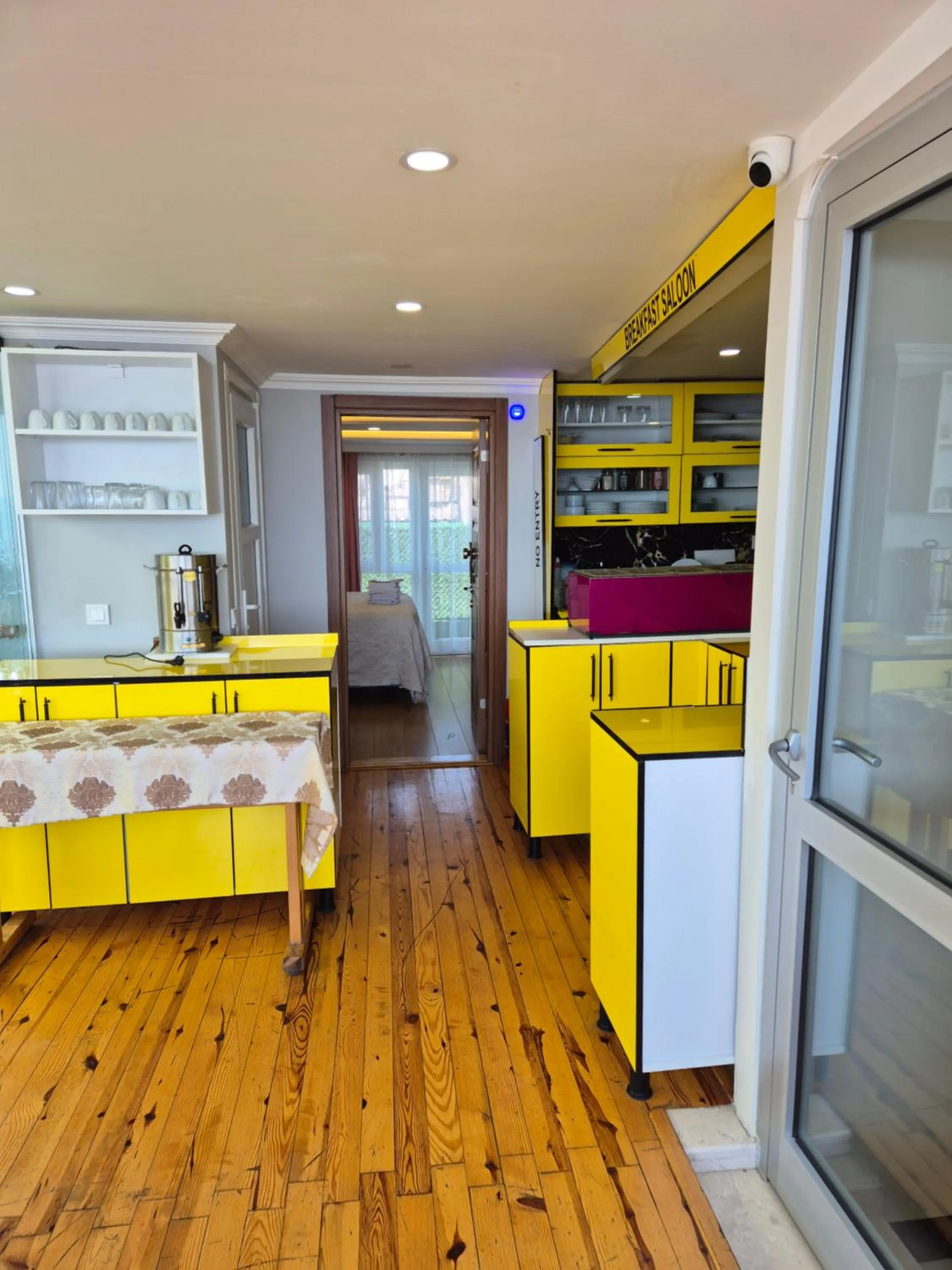 Patio in VERSECA HOTEL