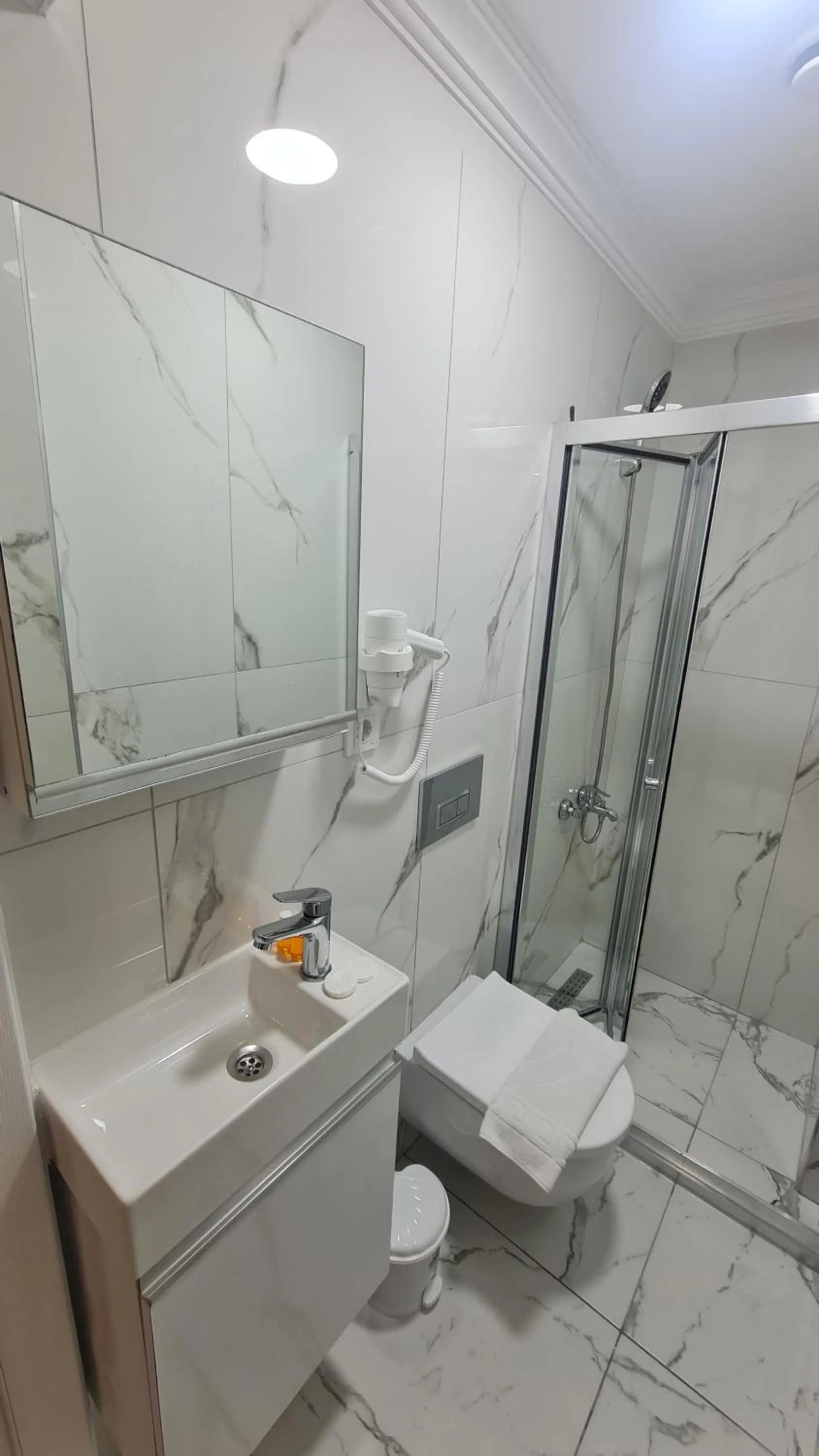 Bathroom in VERSECA HOTEL