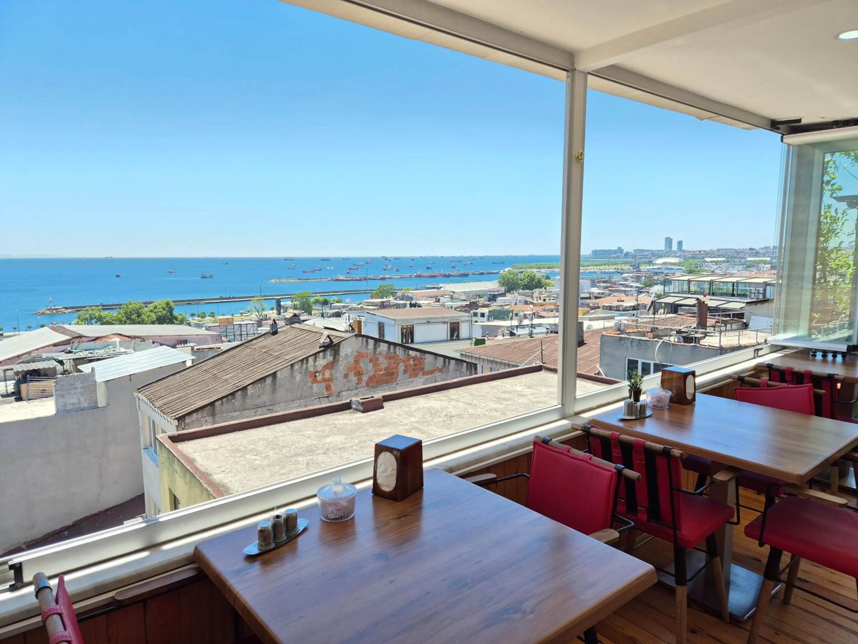 Patio in VERSECA HOTEL