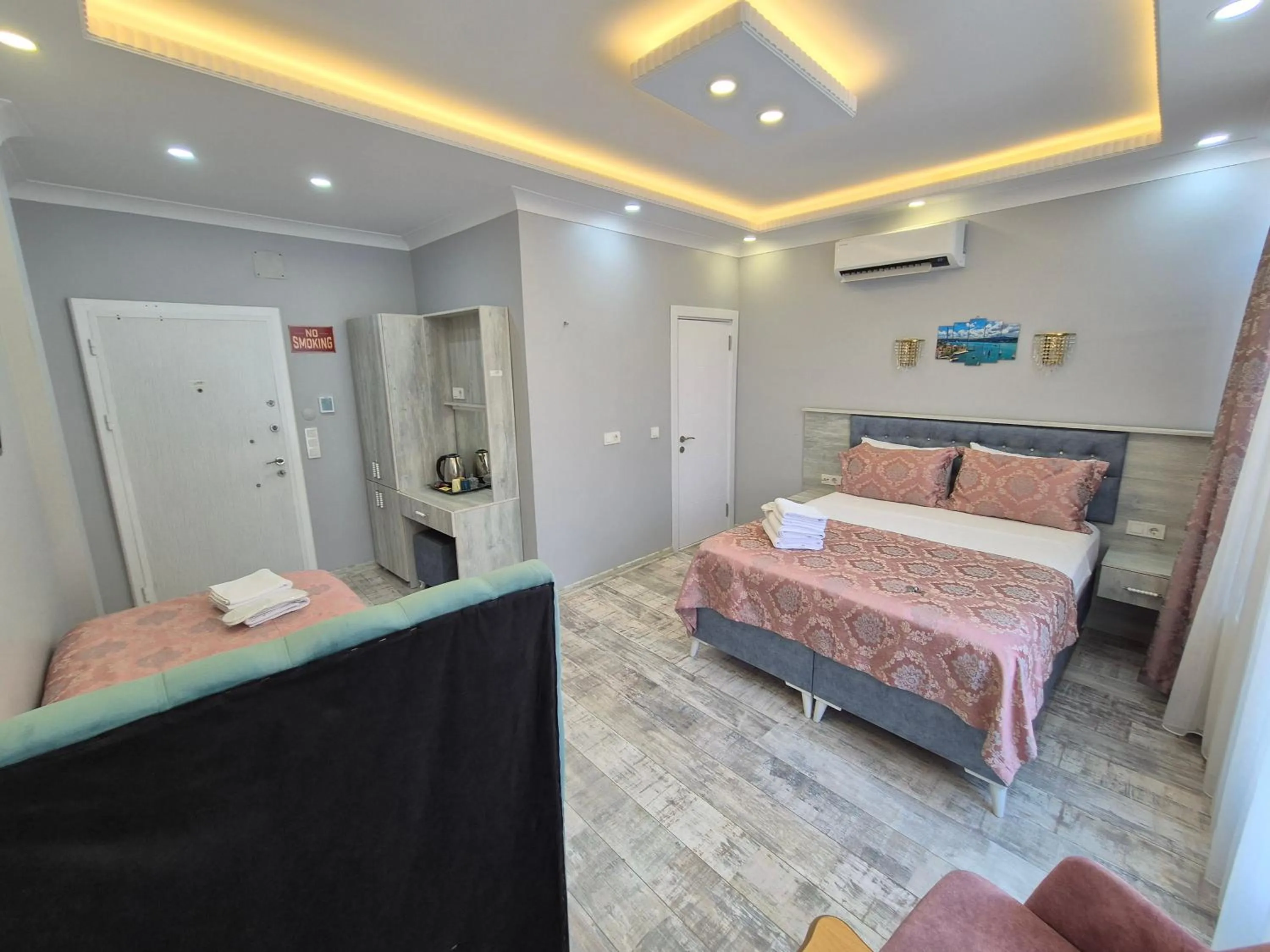 Photo of the whole room, Bed in VERSECA HOTEL