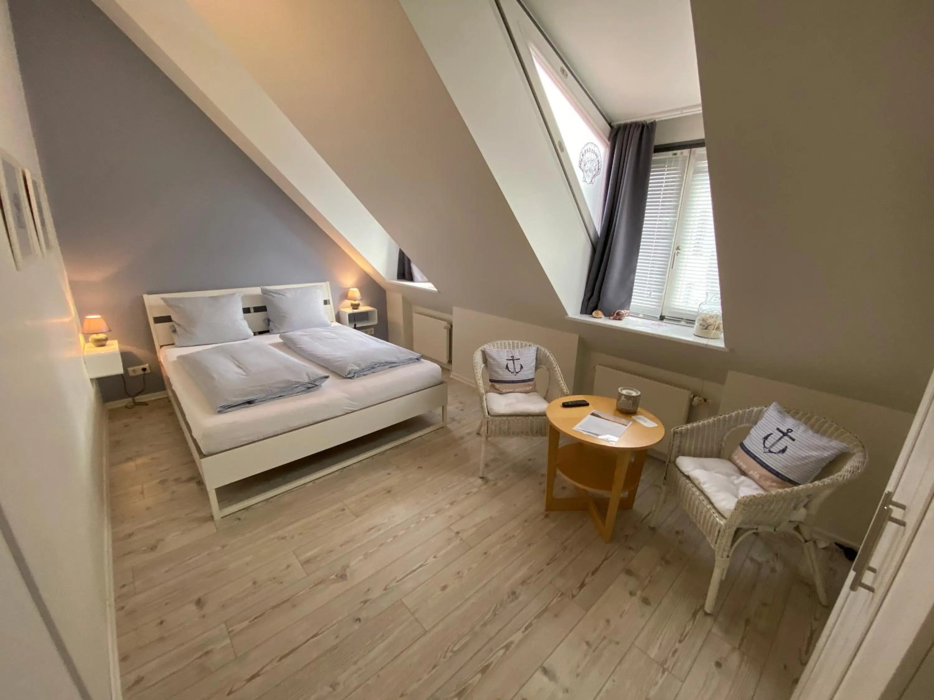 Photo of the whole room, Bed in Gästehaus Lavendel