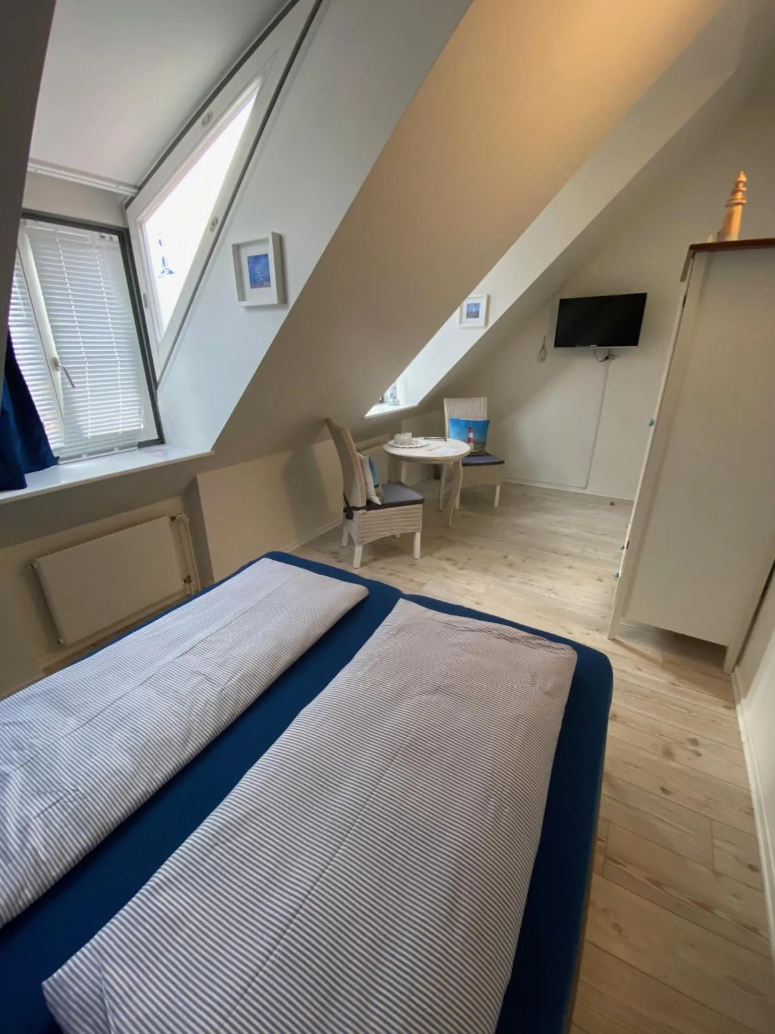 Photo of the whole room, Bed in Gästehaus Lavendel