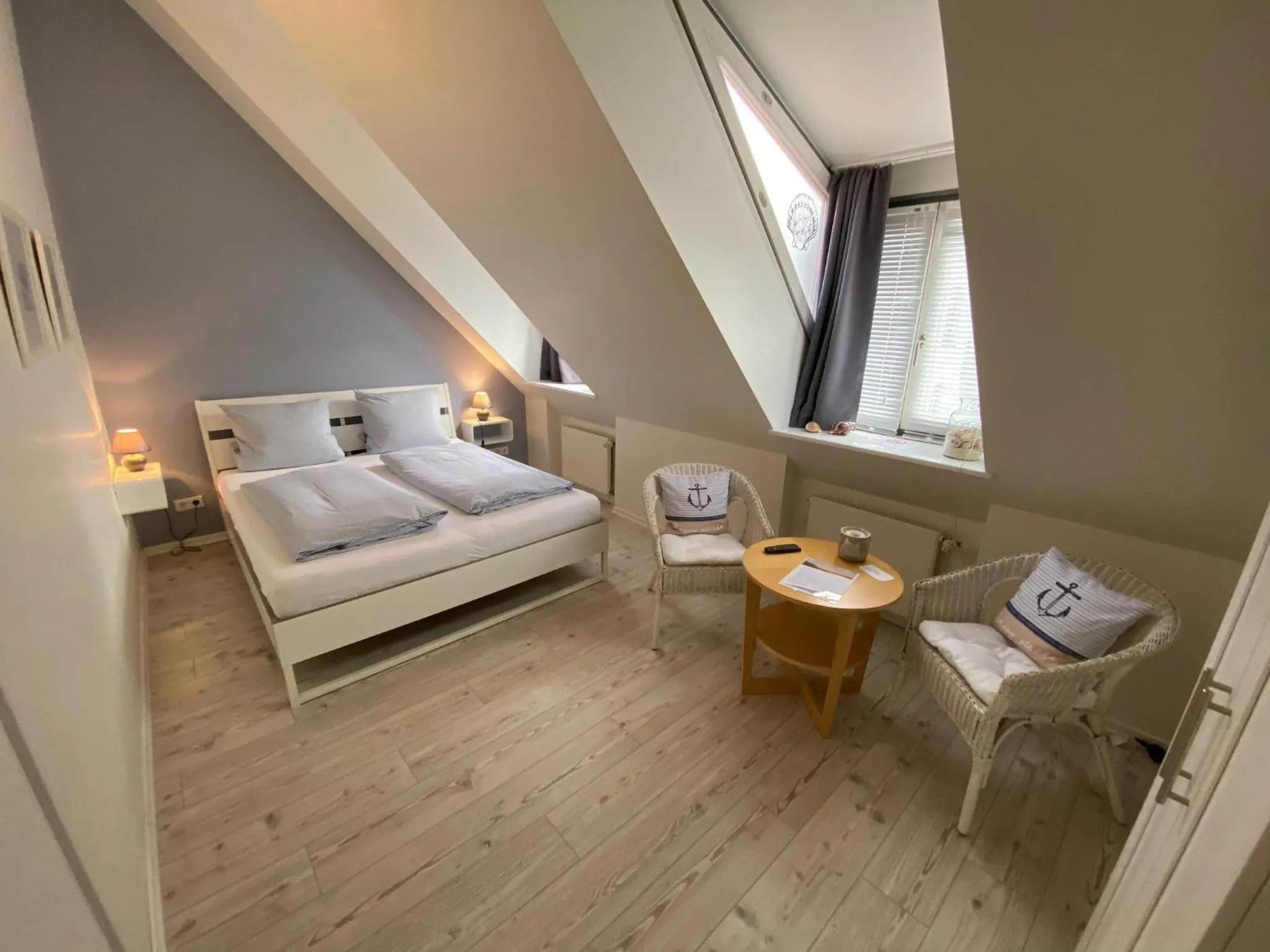 Photo of the whole room, Bed in Gästehaus Lavendel