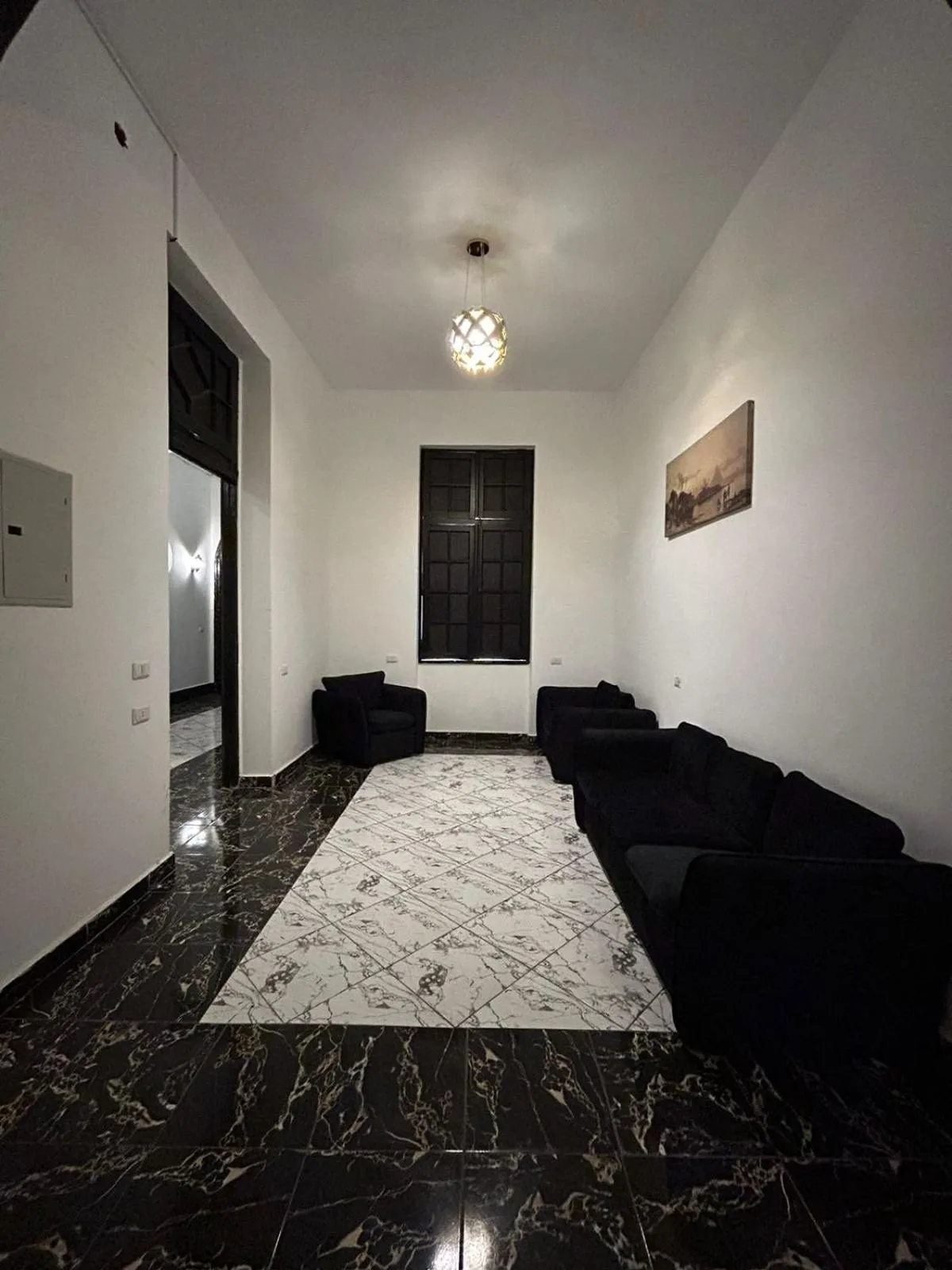 Seating area in Gresham Hotel