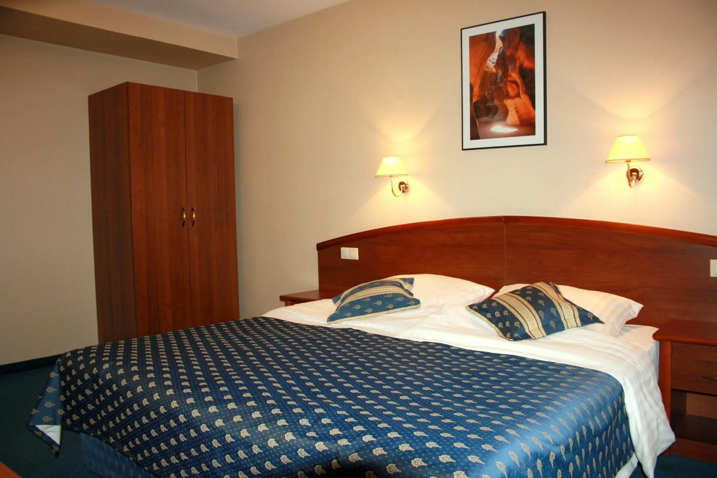 Photo of the whole room, Bed in Hotel Novum & Spa