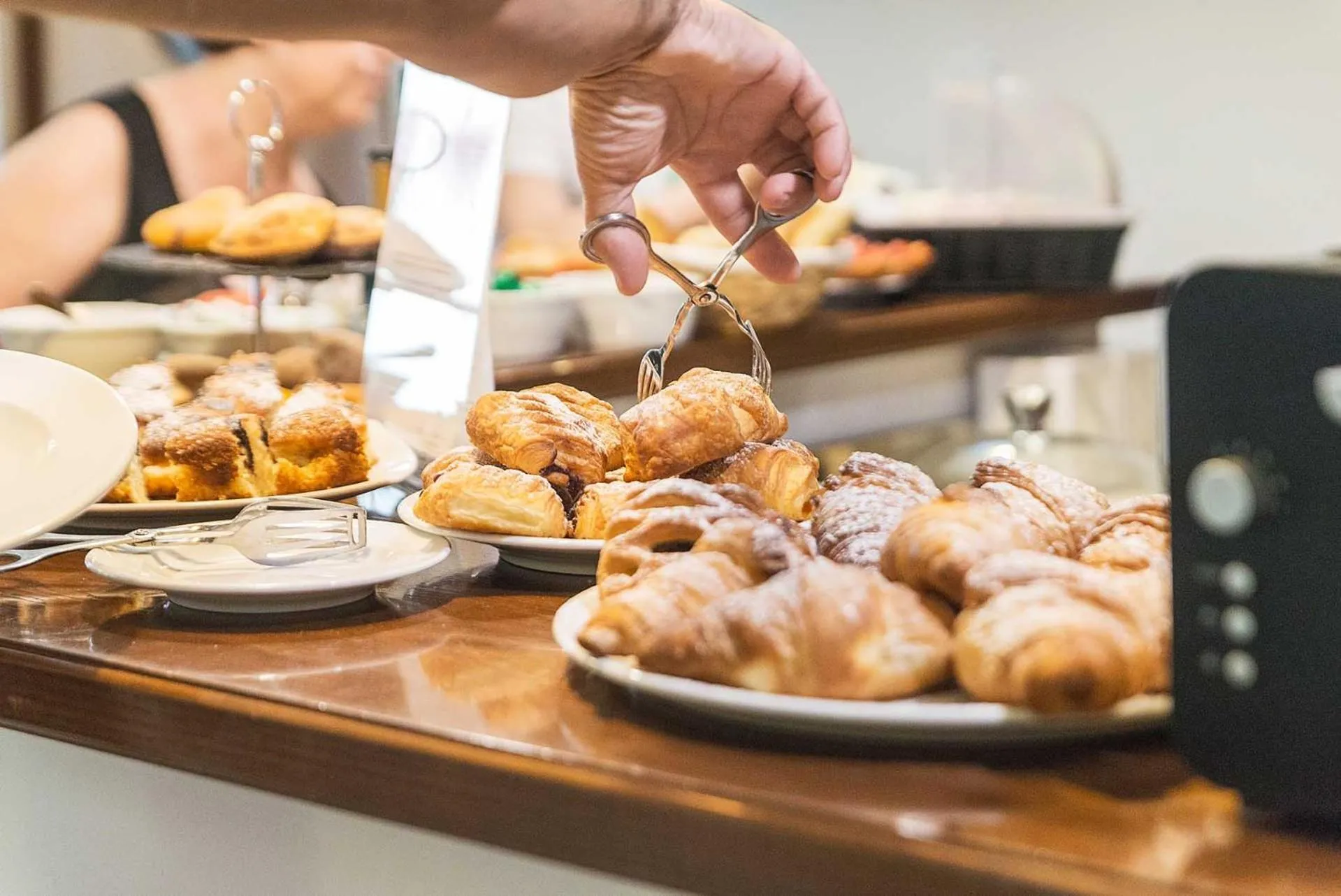 Buffet breakfast in Hotel La Piazzetta