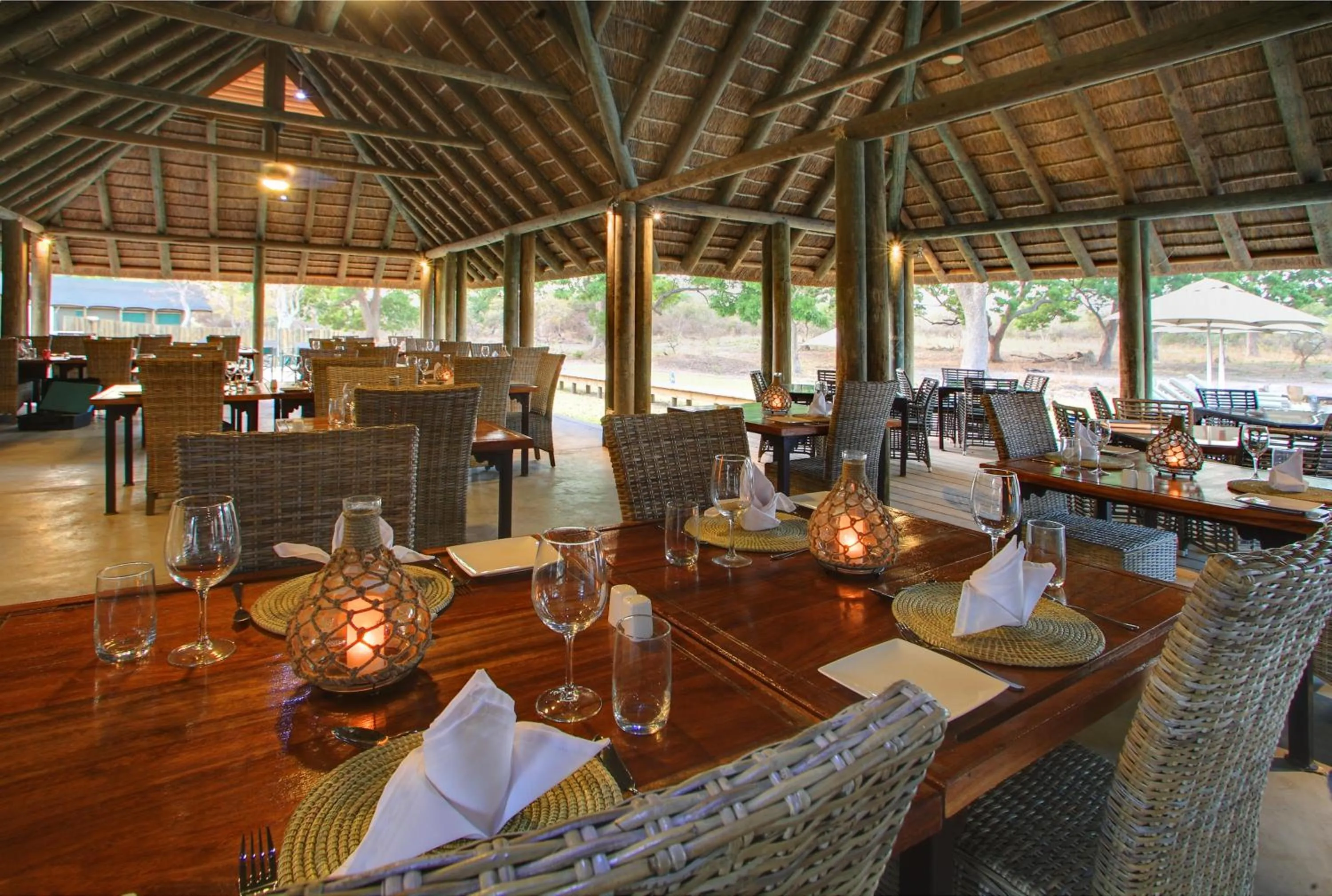 Restaurant/places to eat in Fathala Wildlife Reserve