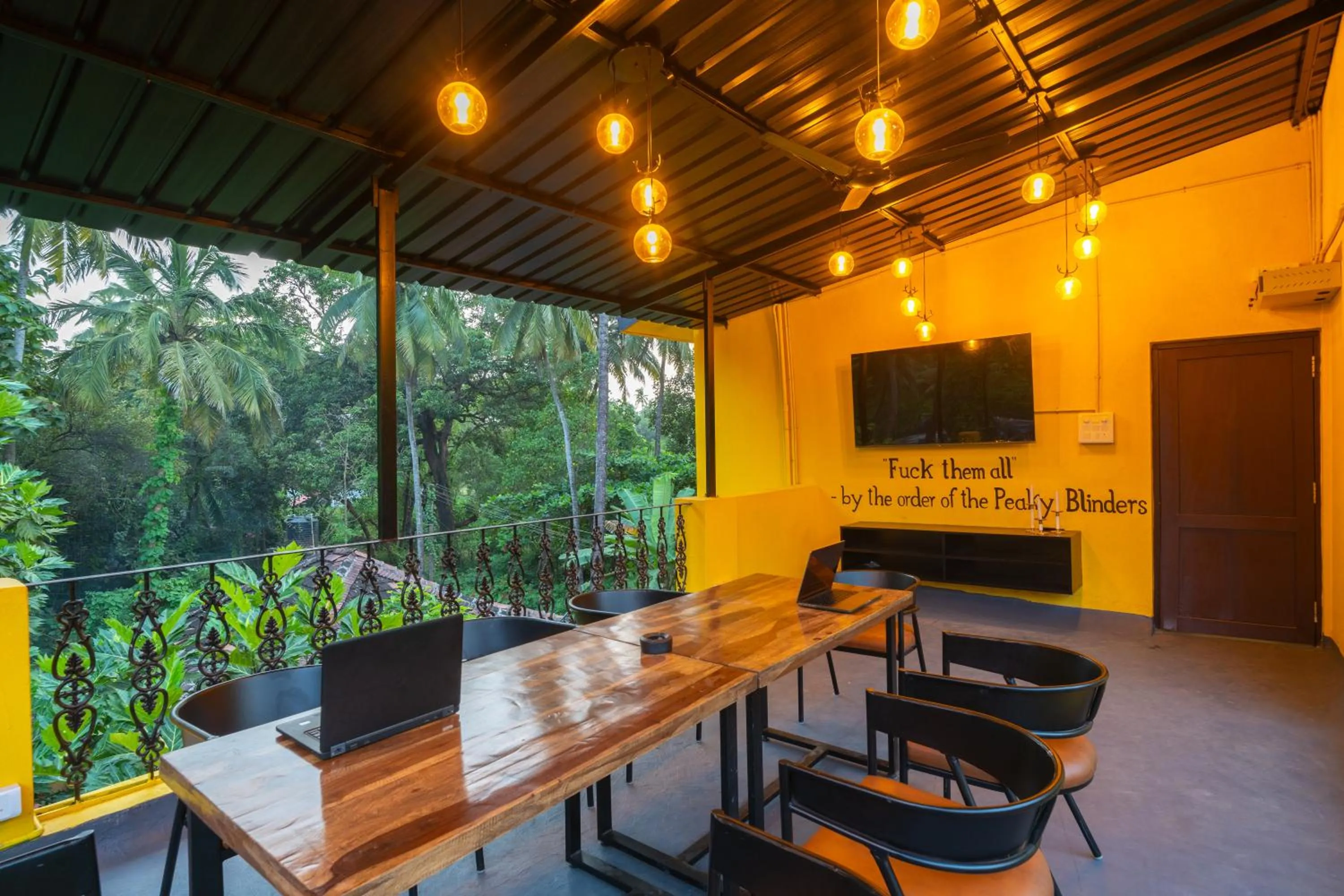 Dining area in Whoopers Boutique Hotel, Anjuna