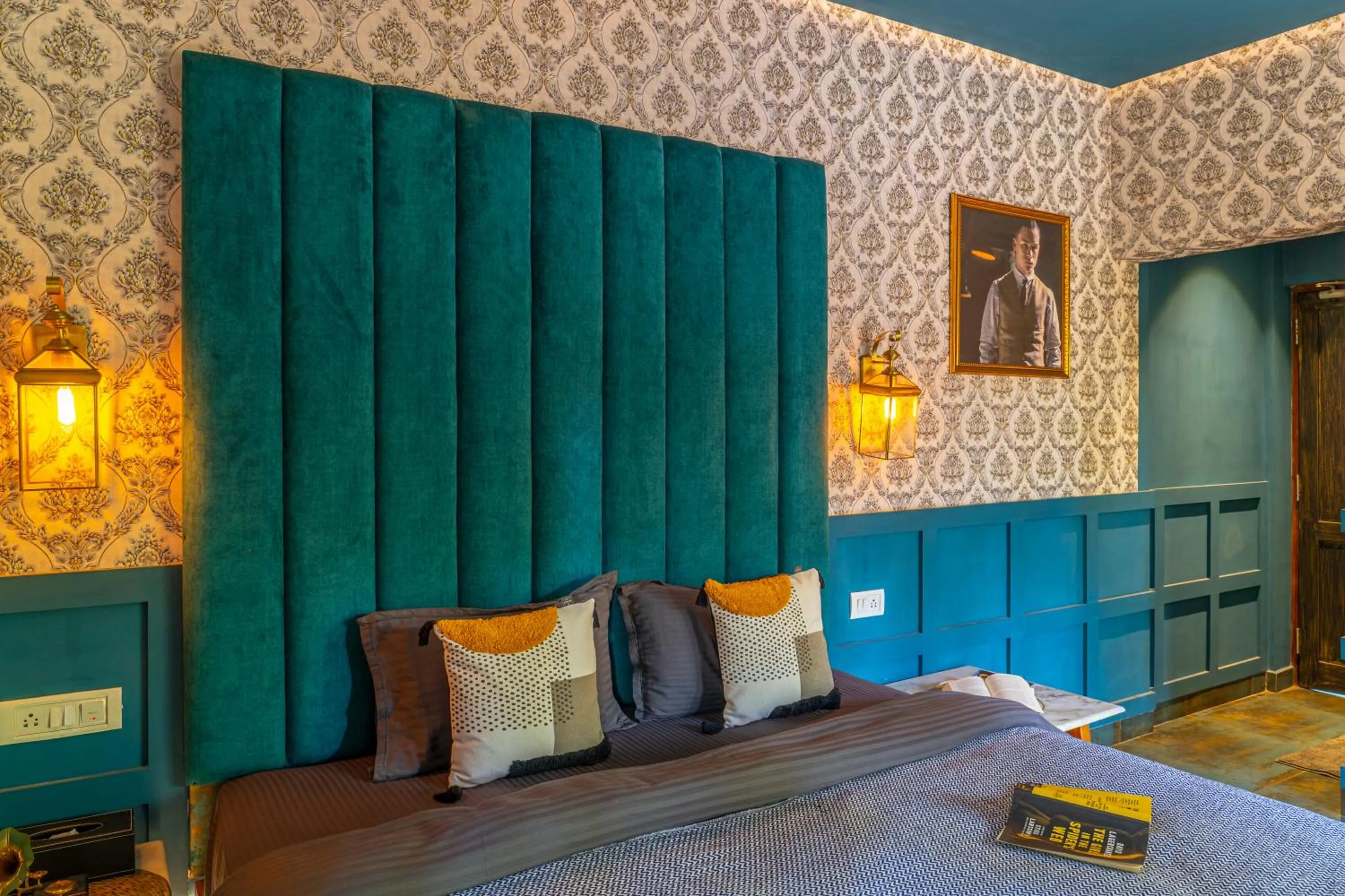 Bedroom, Bed in Whoopers Boutique Hotel, Anjuna