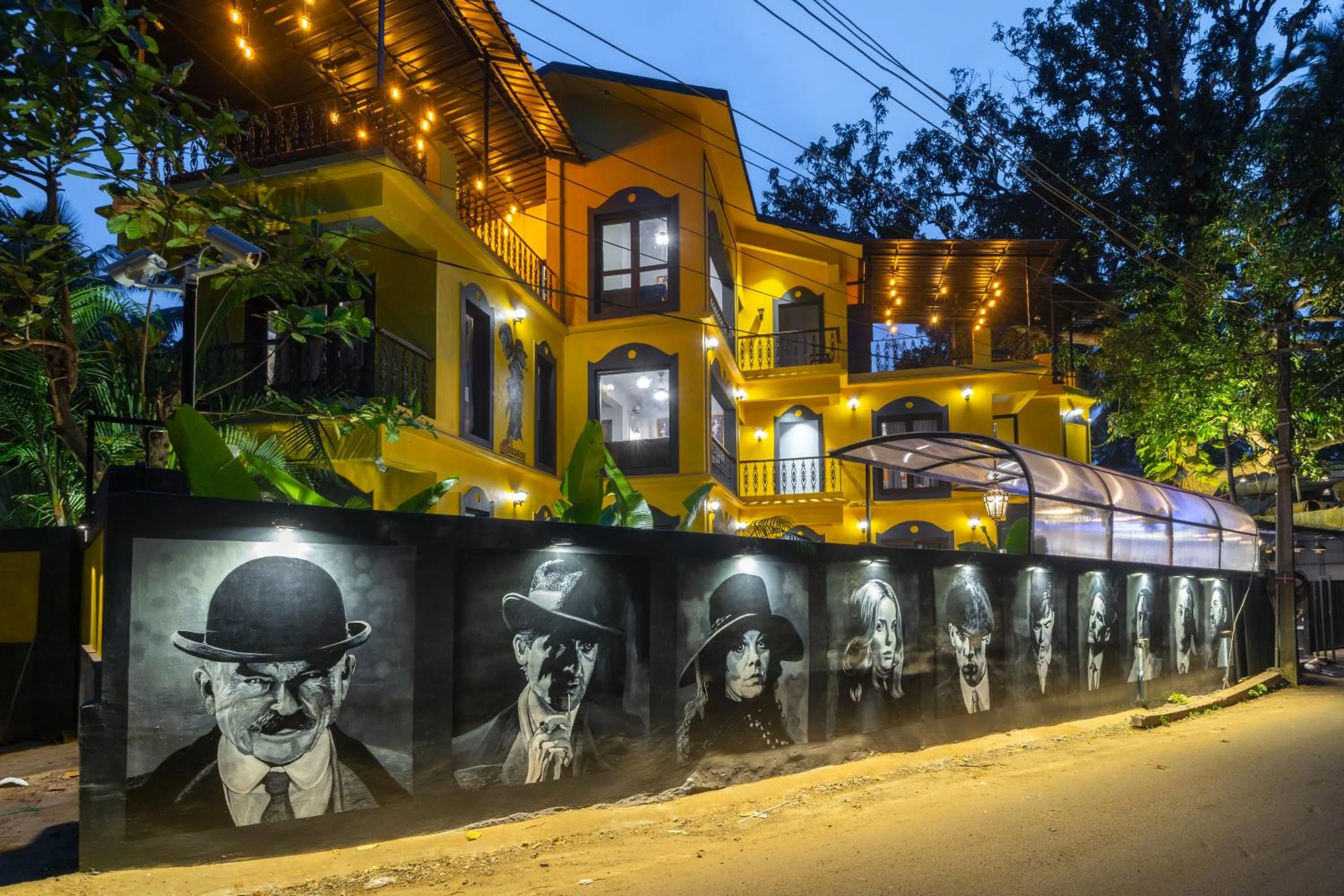 Property building in Whoopers Boutique Hotel, Anjuna