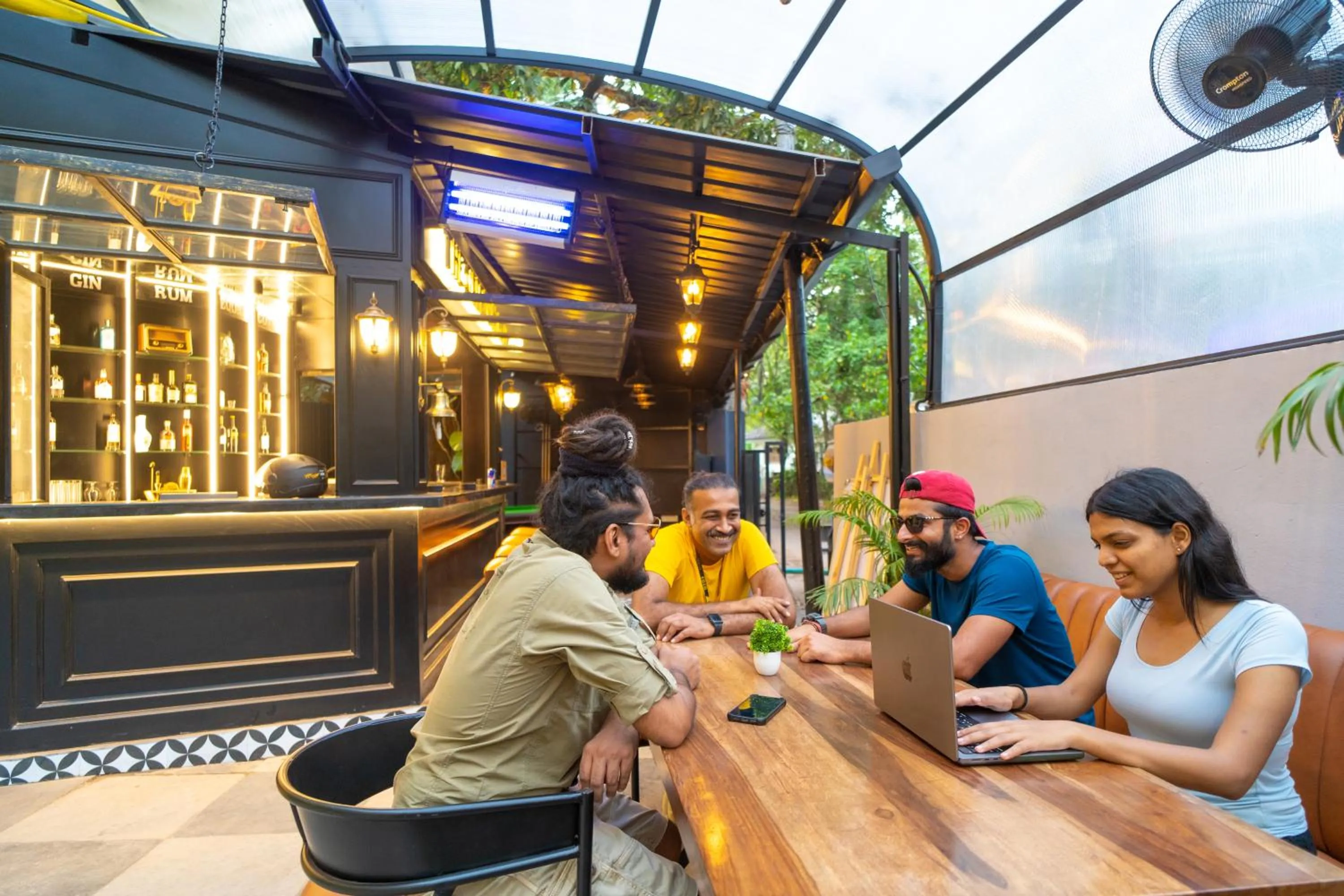 Restaurant/places to eat in Whoopers Boutique Hotel, Anjuna