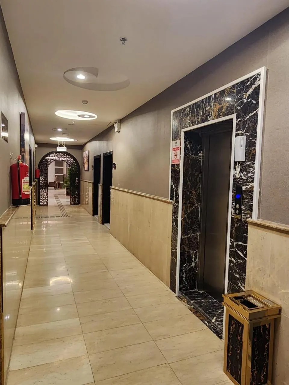 elevator in Shyan Hotel