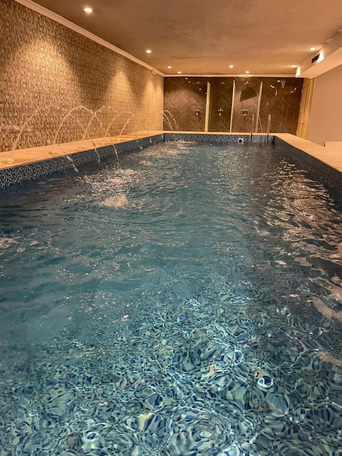 Swimming pool in Shyan Hotel