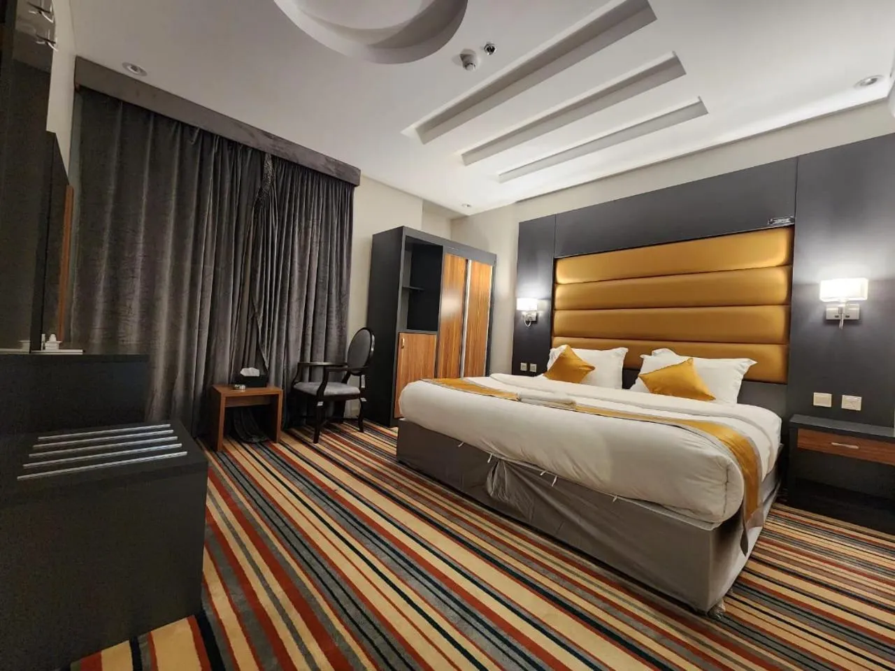 Photo of the whole room, Bed in Shyan Hotel