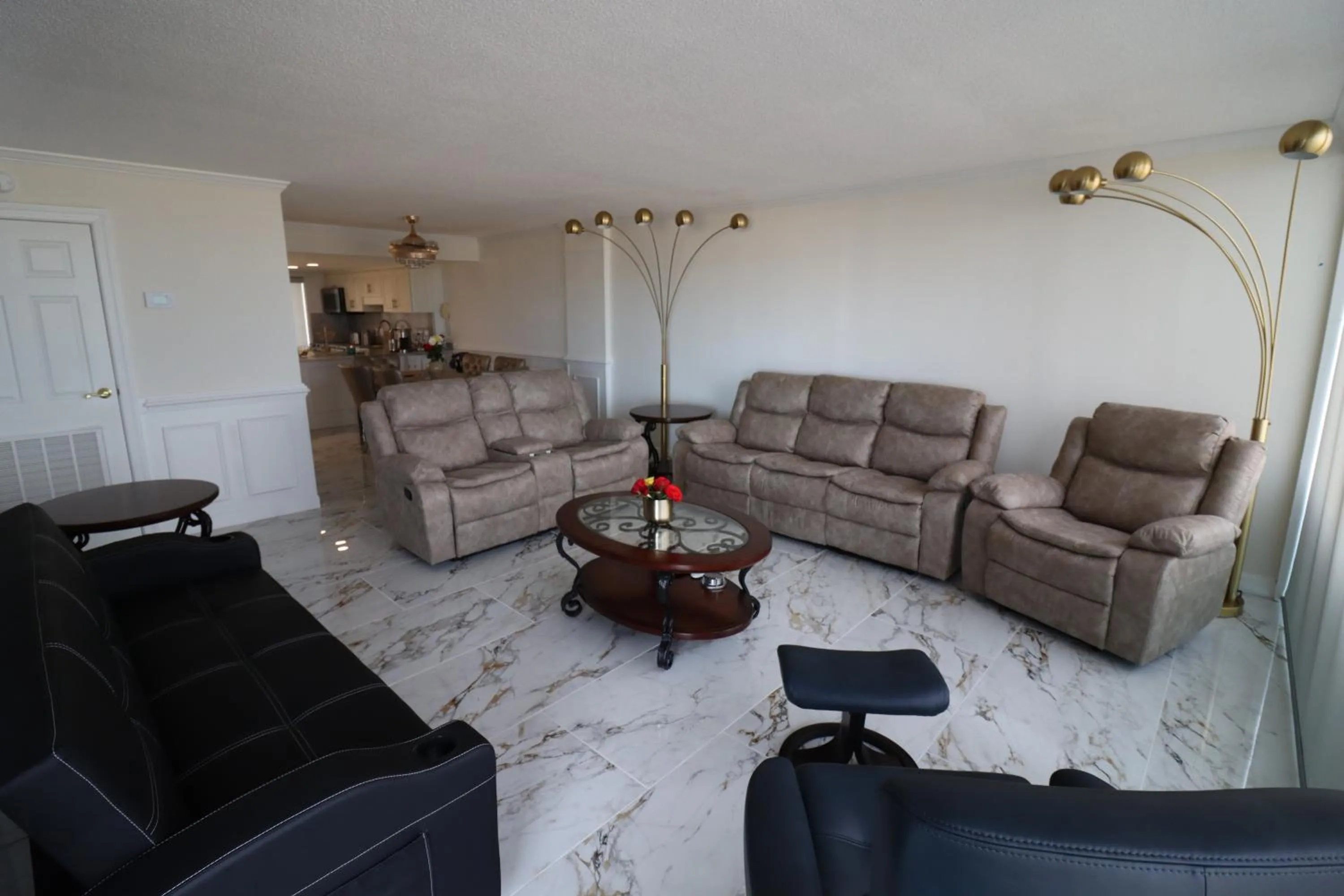 Living room in Beach Luxury Oceanfront