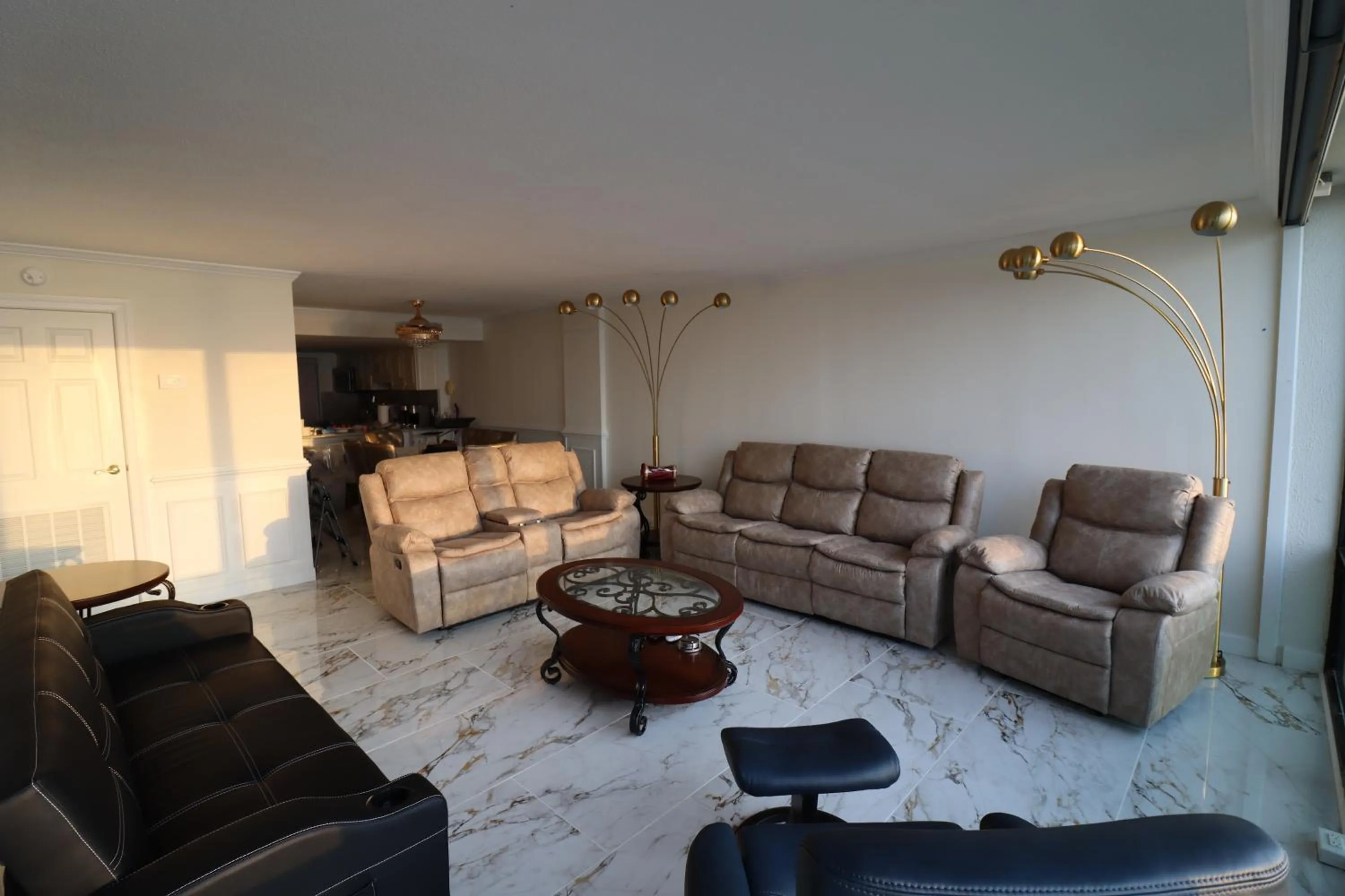 Living room in Beach Luxury Oceanfront