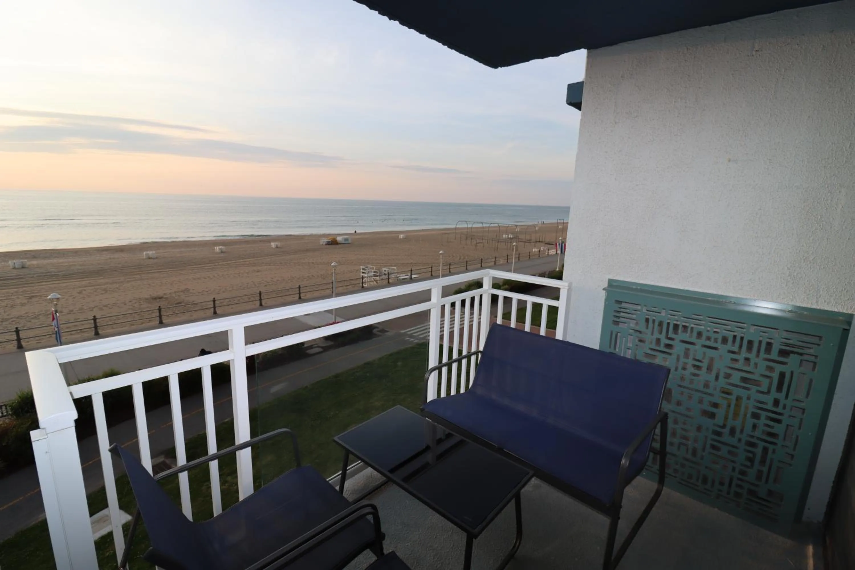 Balcony/Terrace in Beach Luxury Oceanfront